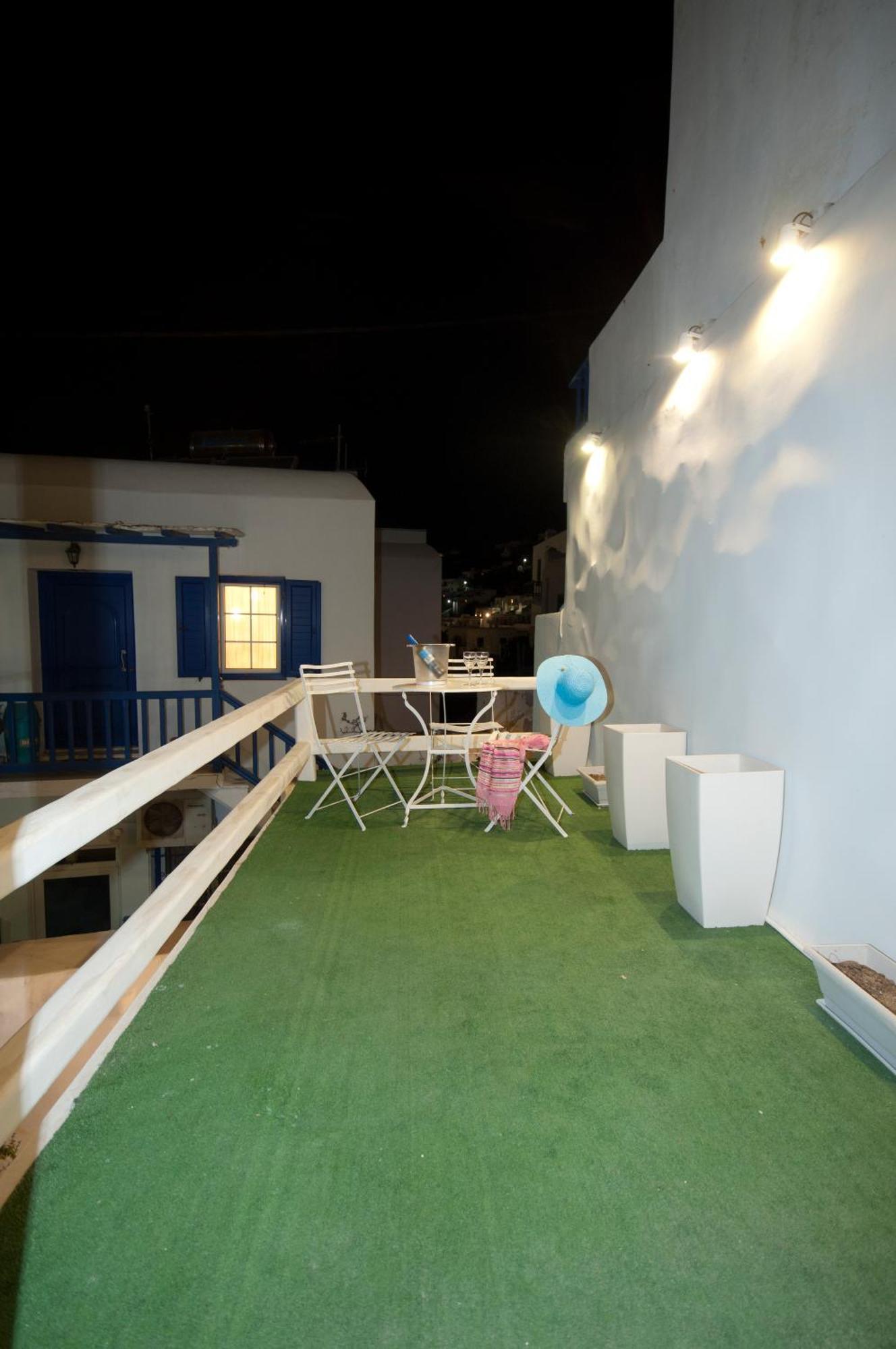 Mykonos Marina Apartment