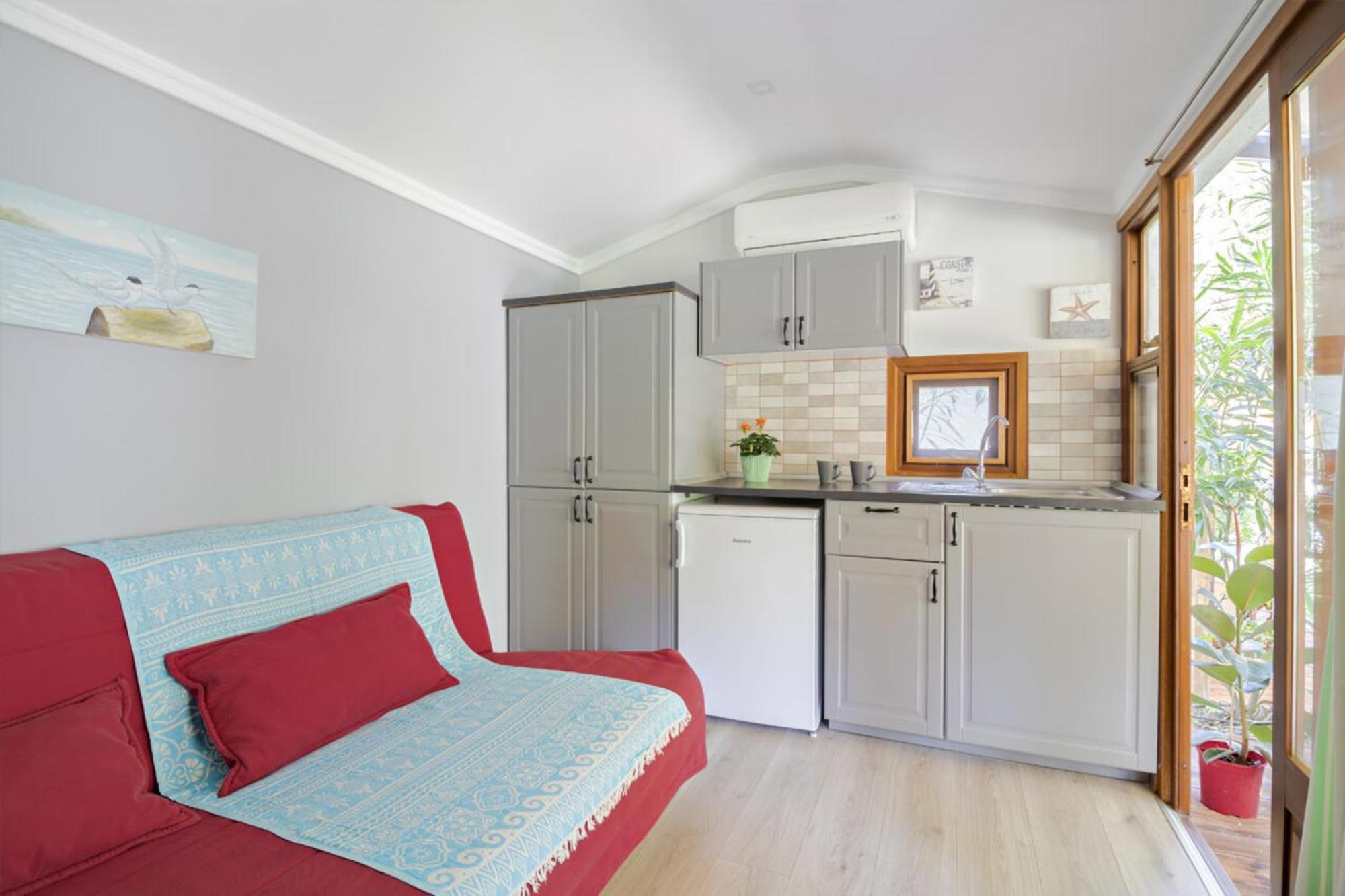 Campsite Armenistis & Sarti