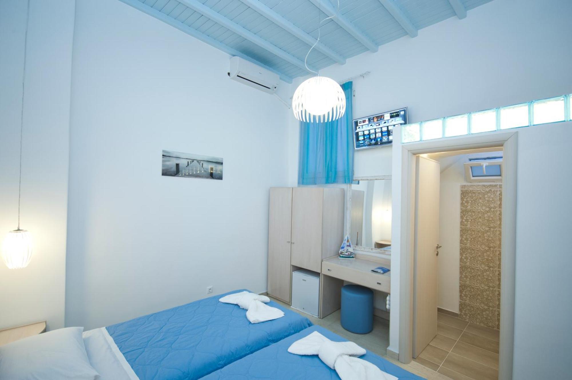 Mykonos Marina Apartment