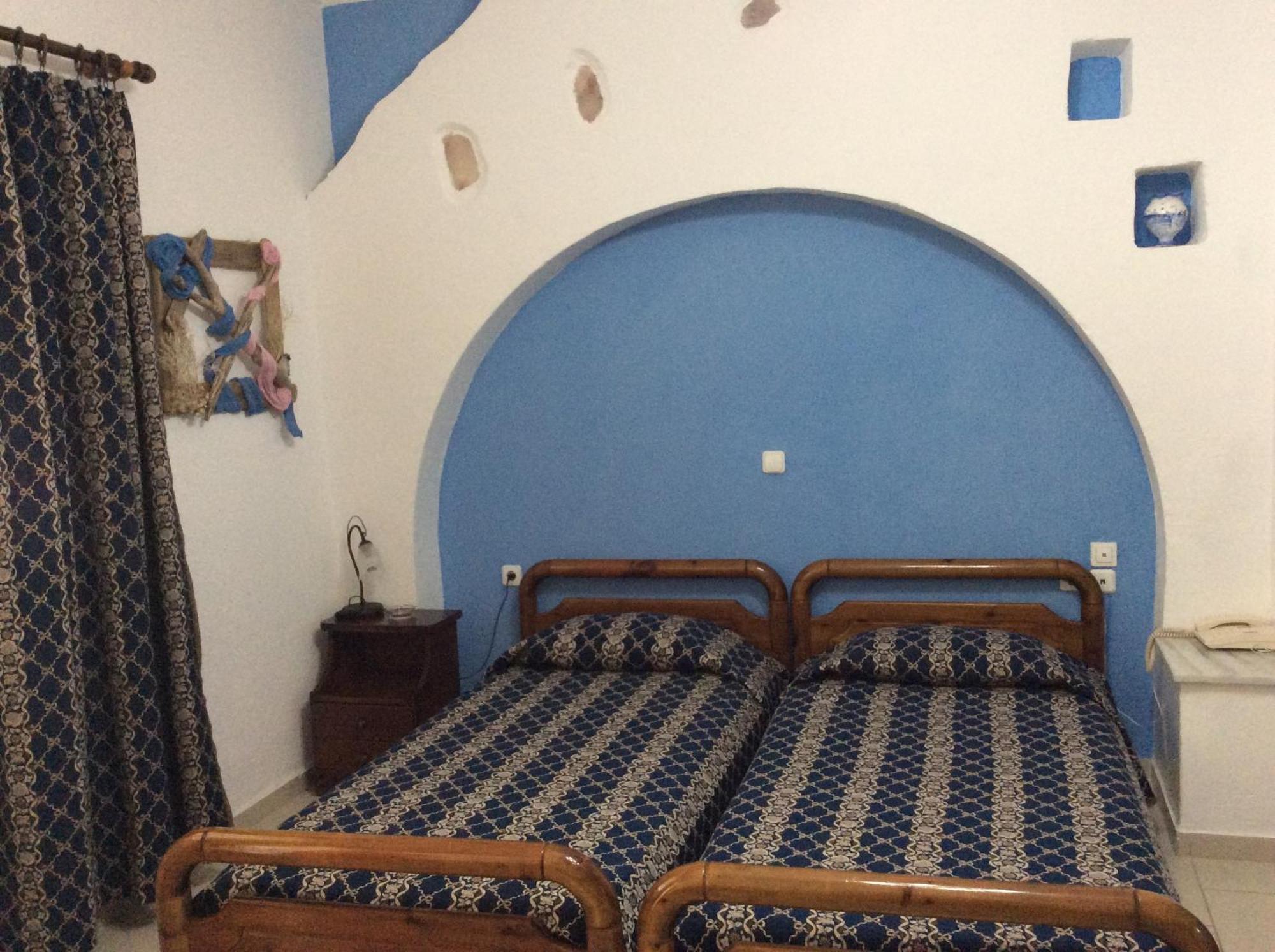 Hotel Liogerma Adamantas (Milos)