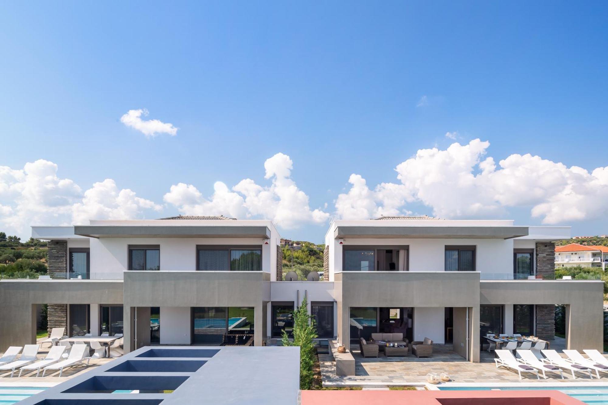 Kassandra Villas *