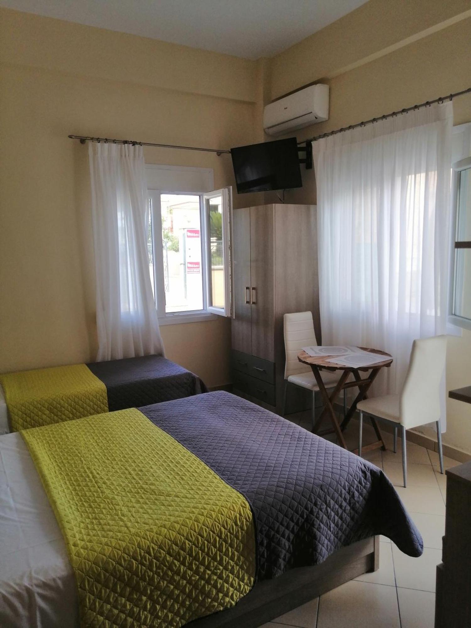 Apartment Sunny Summer Time Nea Vrasna