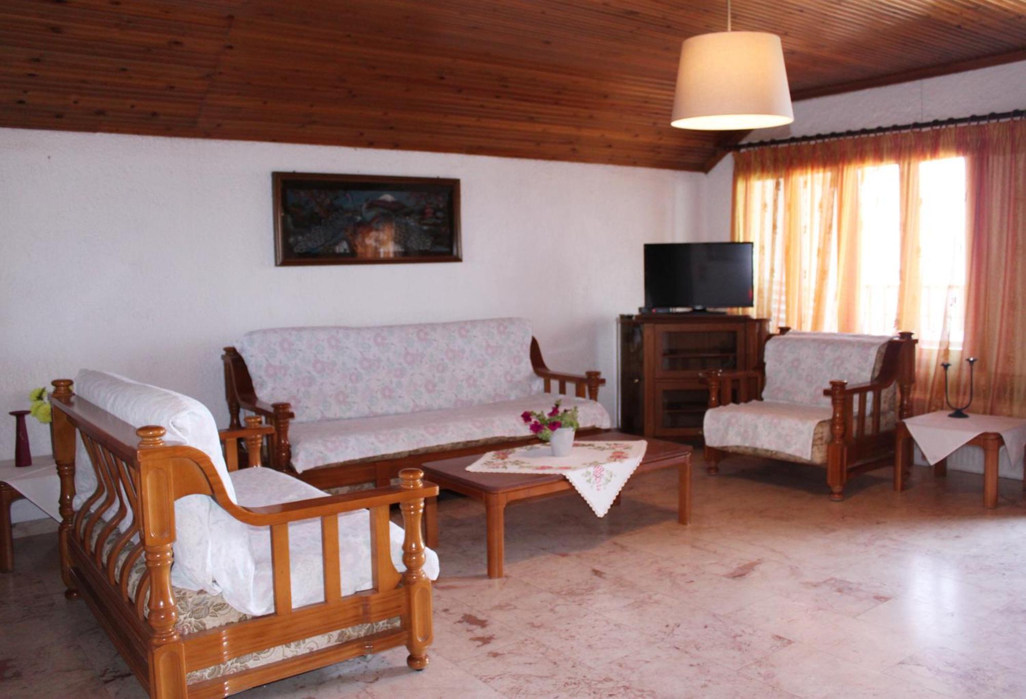 Apartment Kehagias *