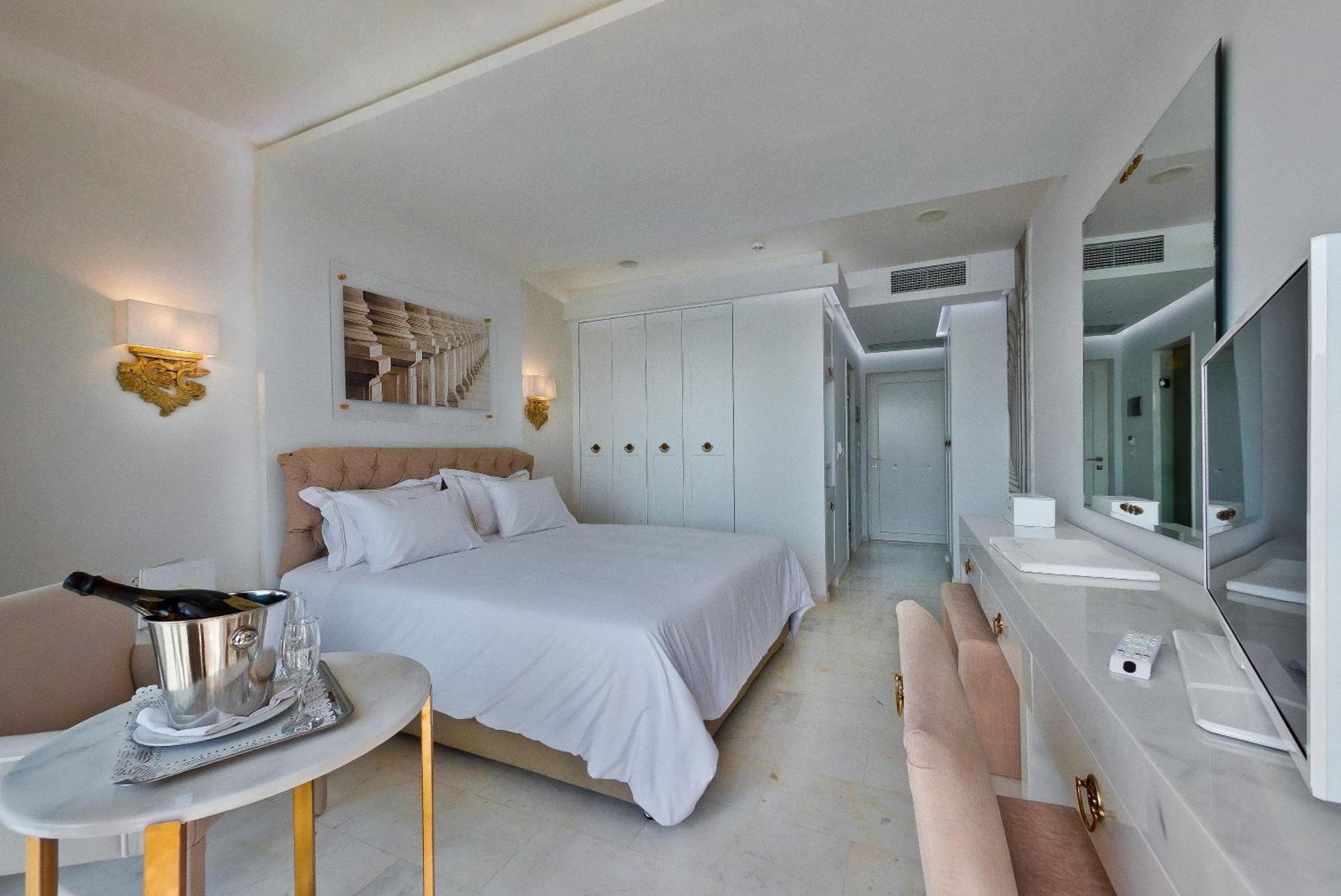 Resort Royal Marmin Bay Boutique & Art (adults Only) Elounda (Crete)