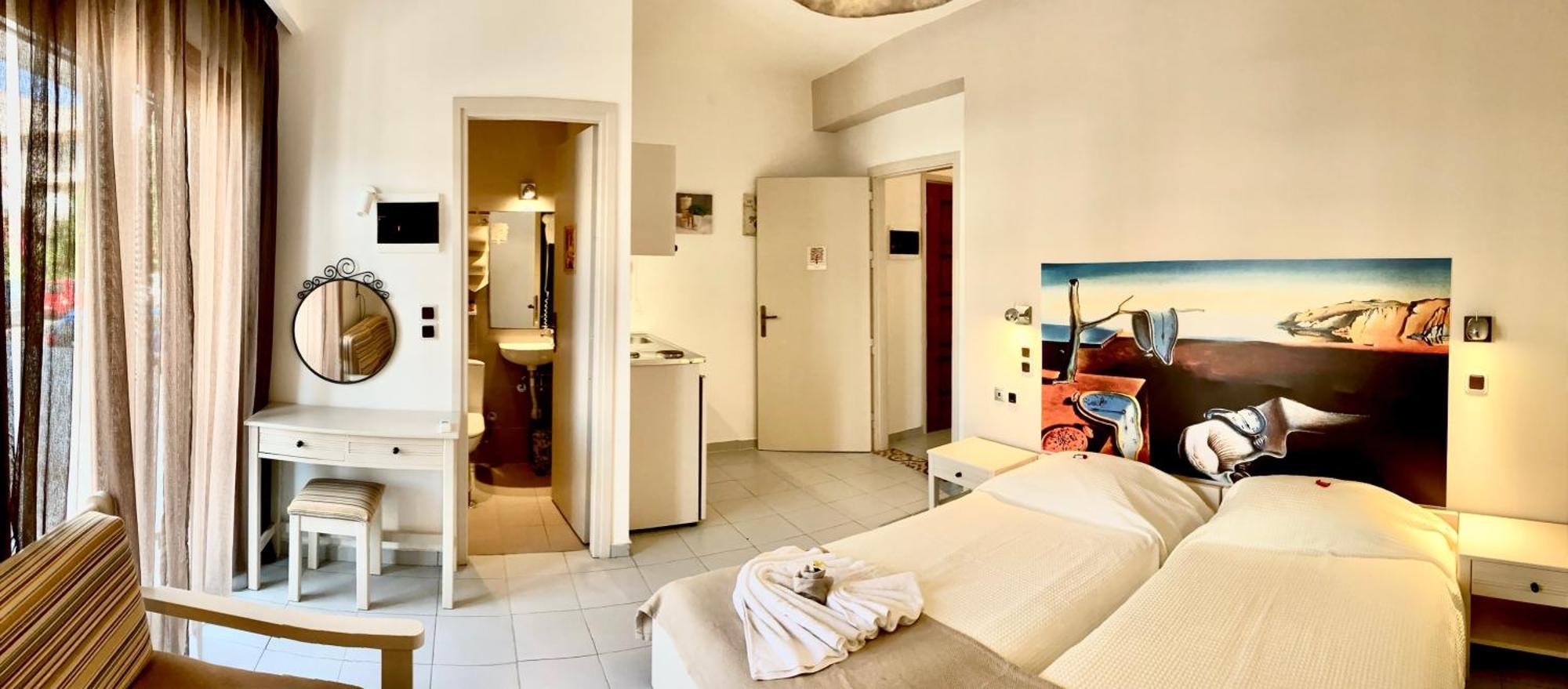 Aparthotel Tree Of Life Art Agia Marina (Crete)