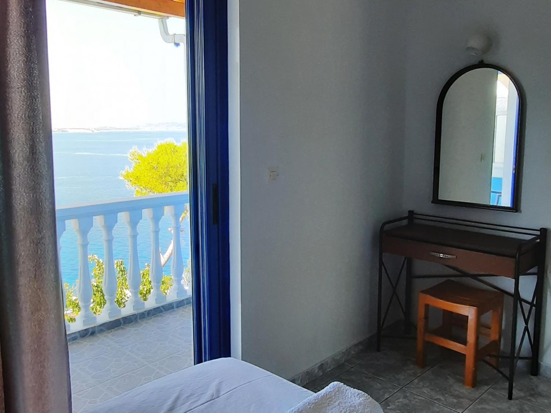 Bella Vista Apartment *