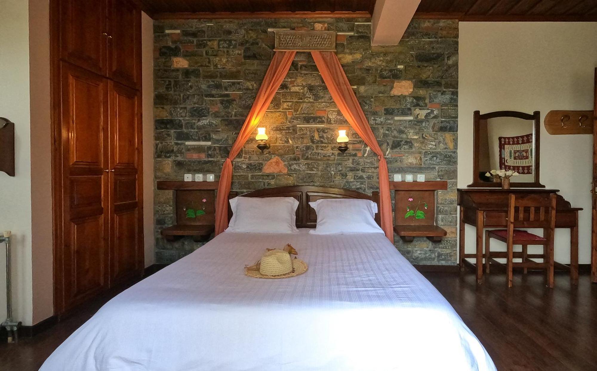 Guest house Amalthia Traditional *