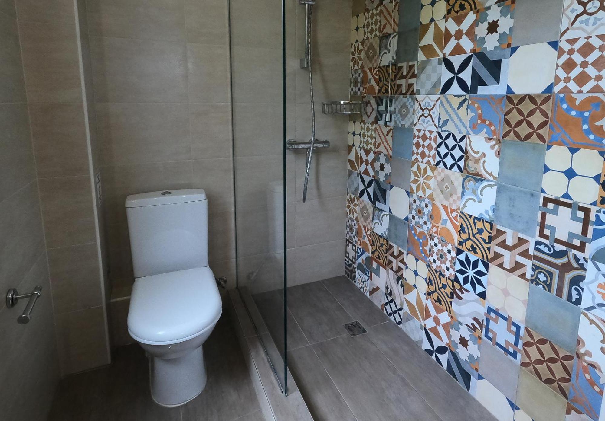 Amalthia Traditional