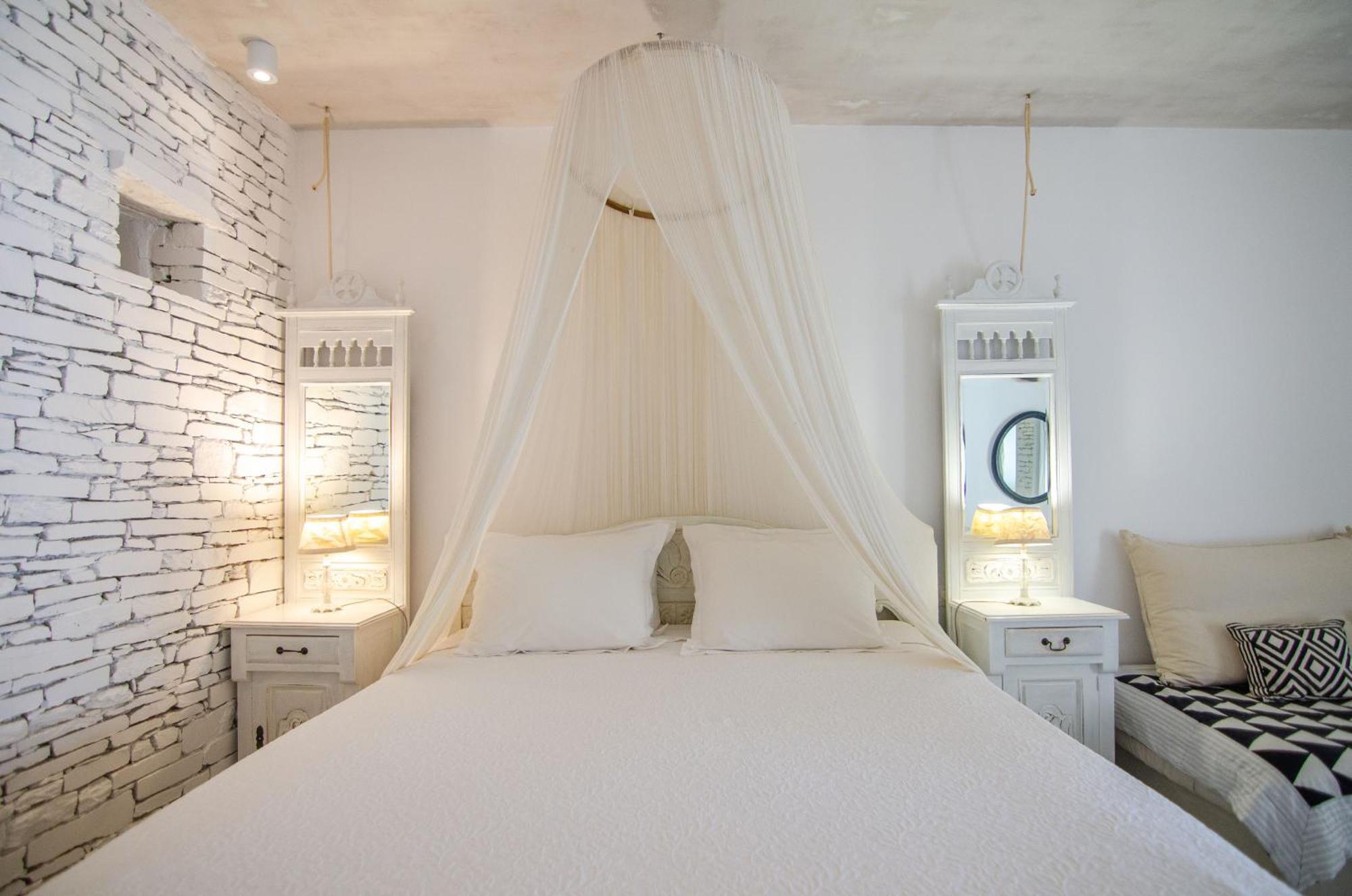 Levantes Ios Boutique 4* Mylopotas