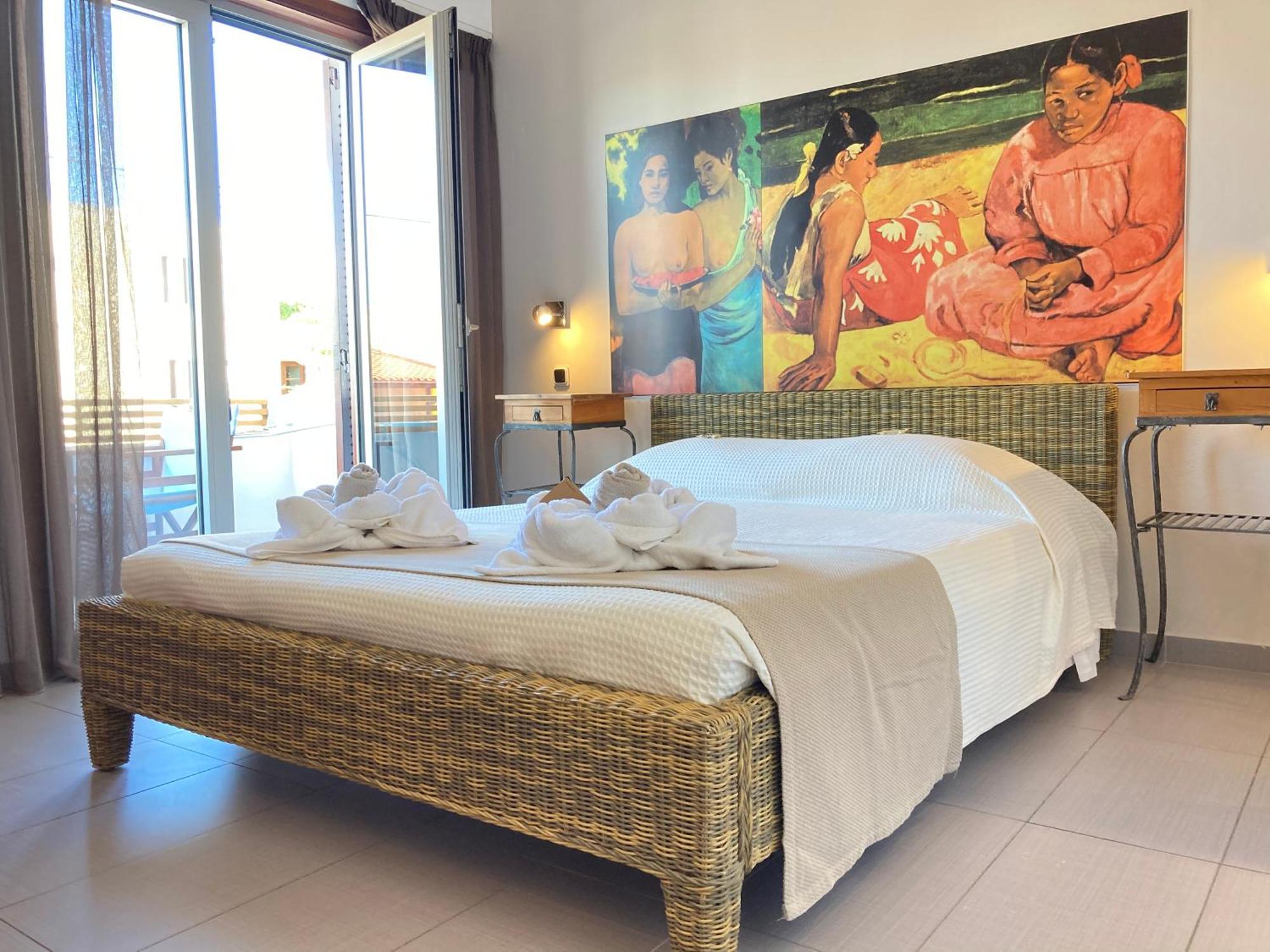 Aparthotel Tree Of Life Art