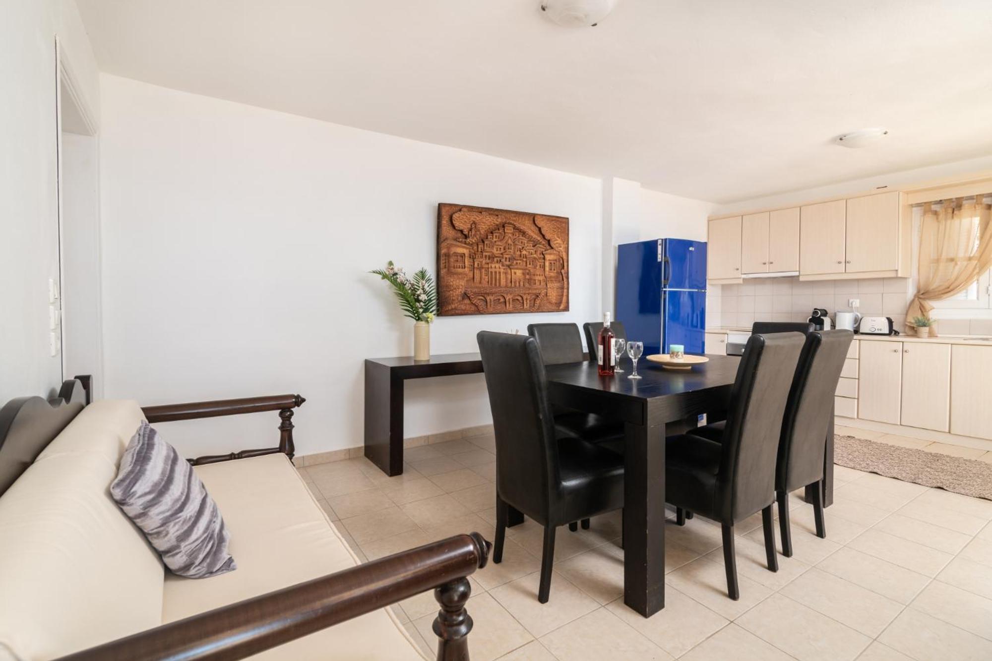 Armyra Aparthotel