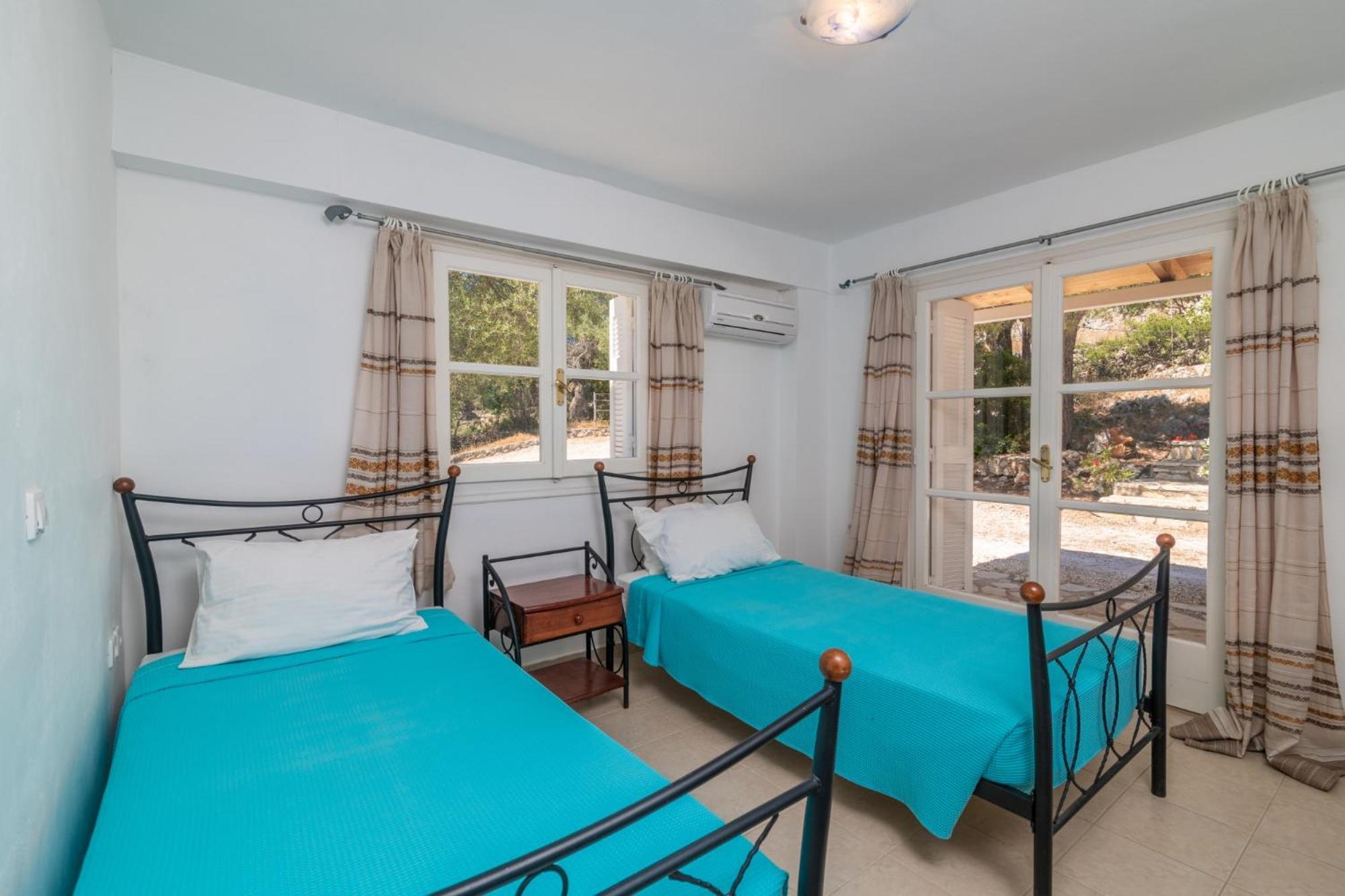Armyra Aparthotel Volimes