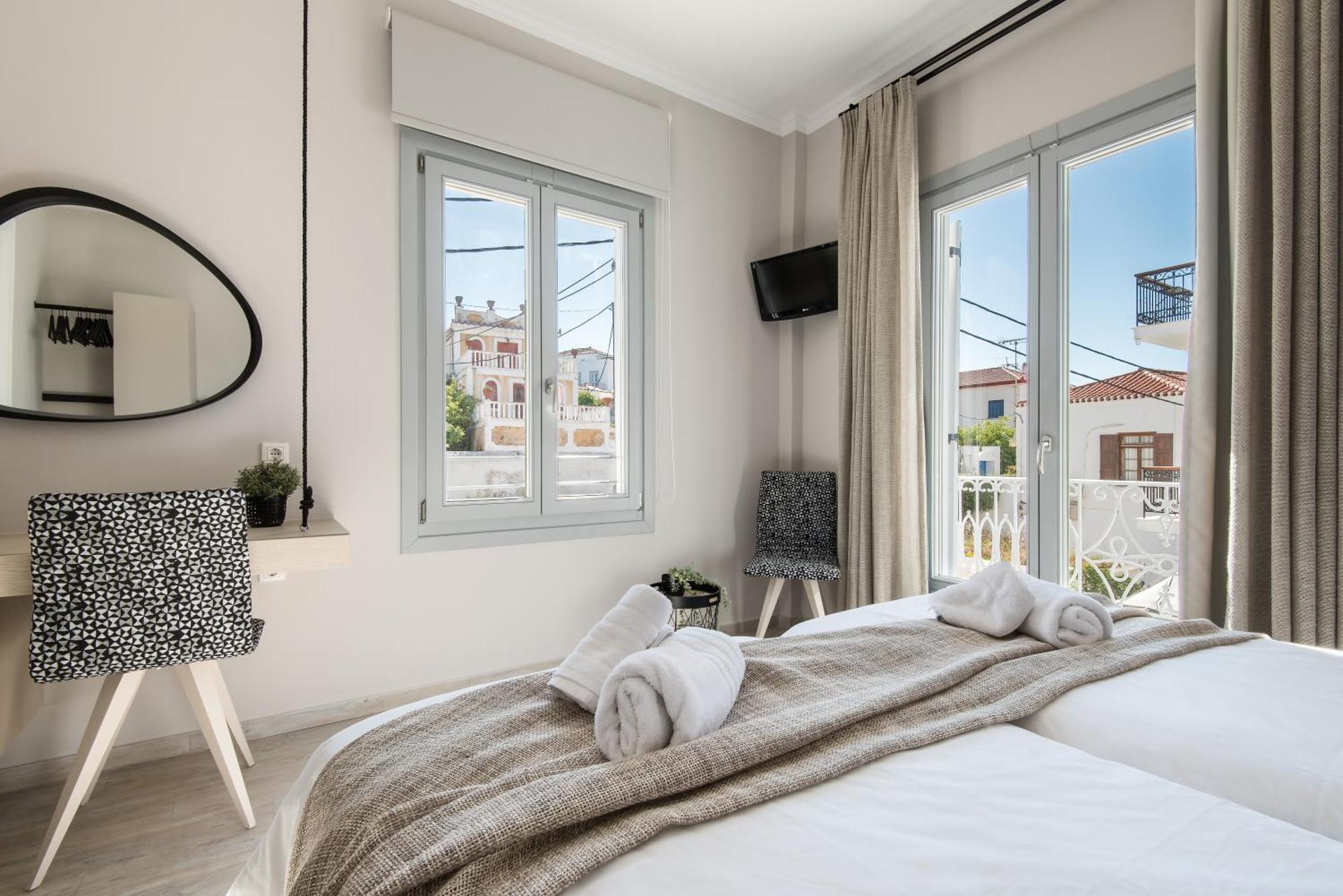 Klimis Hotel Spetses Town