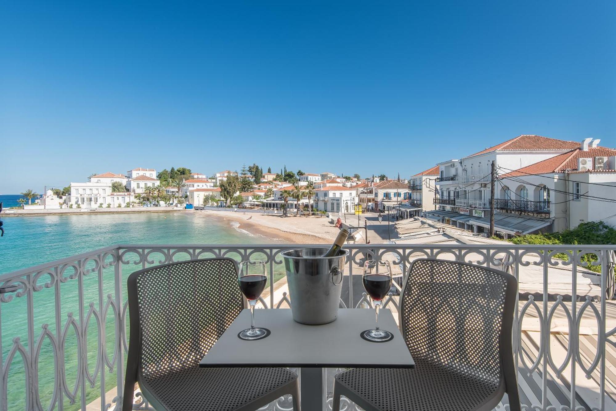 Klimis Spetses Town