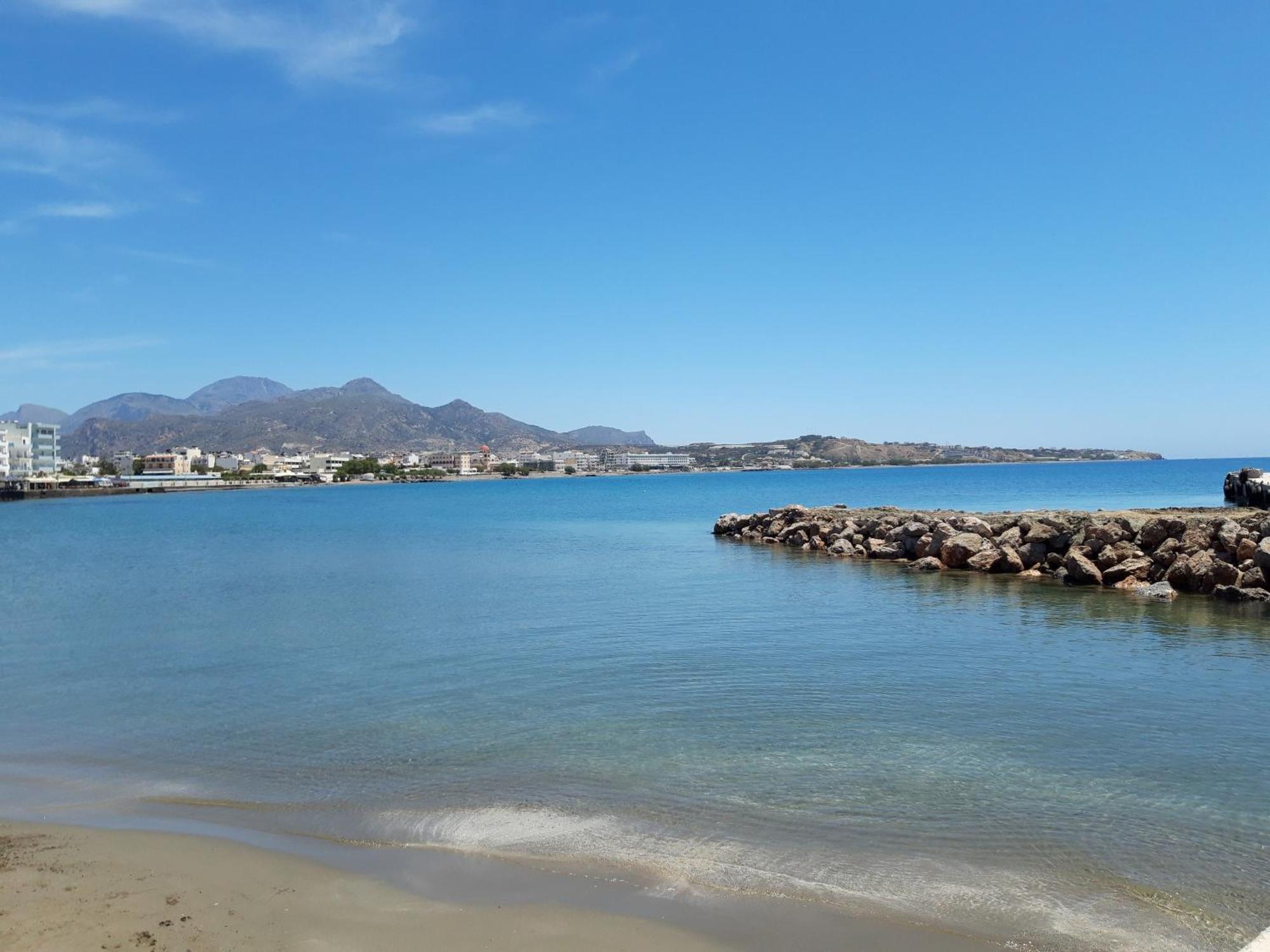Crete Essence - Makry Gialos (Crete)