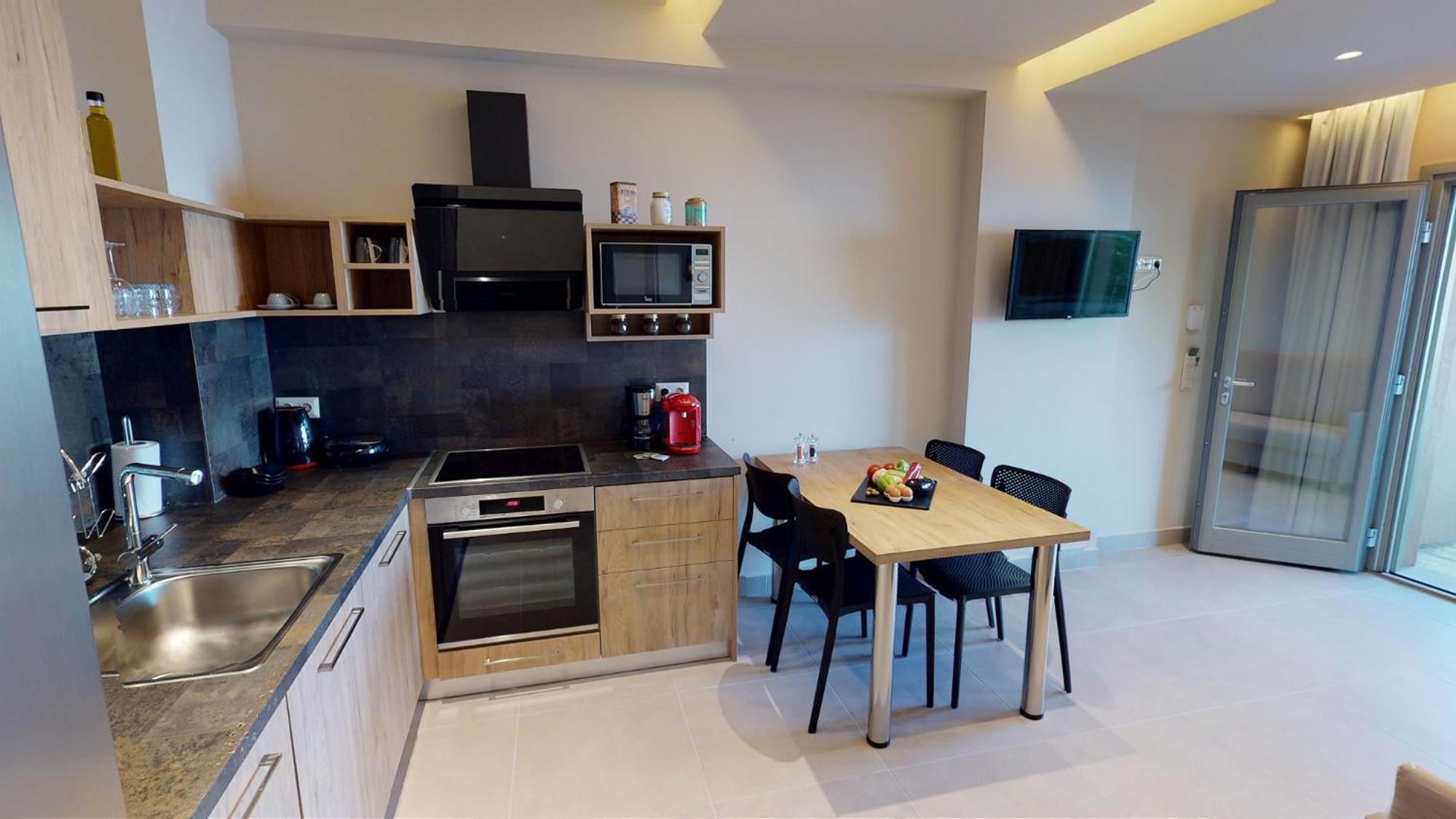 Kallia Suites- Chorefto Aparthotel *