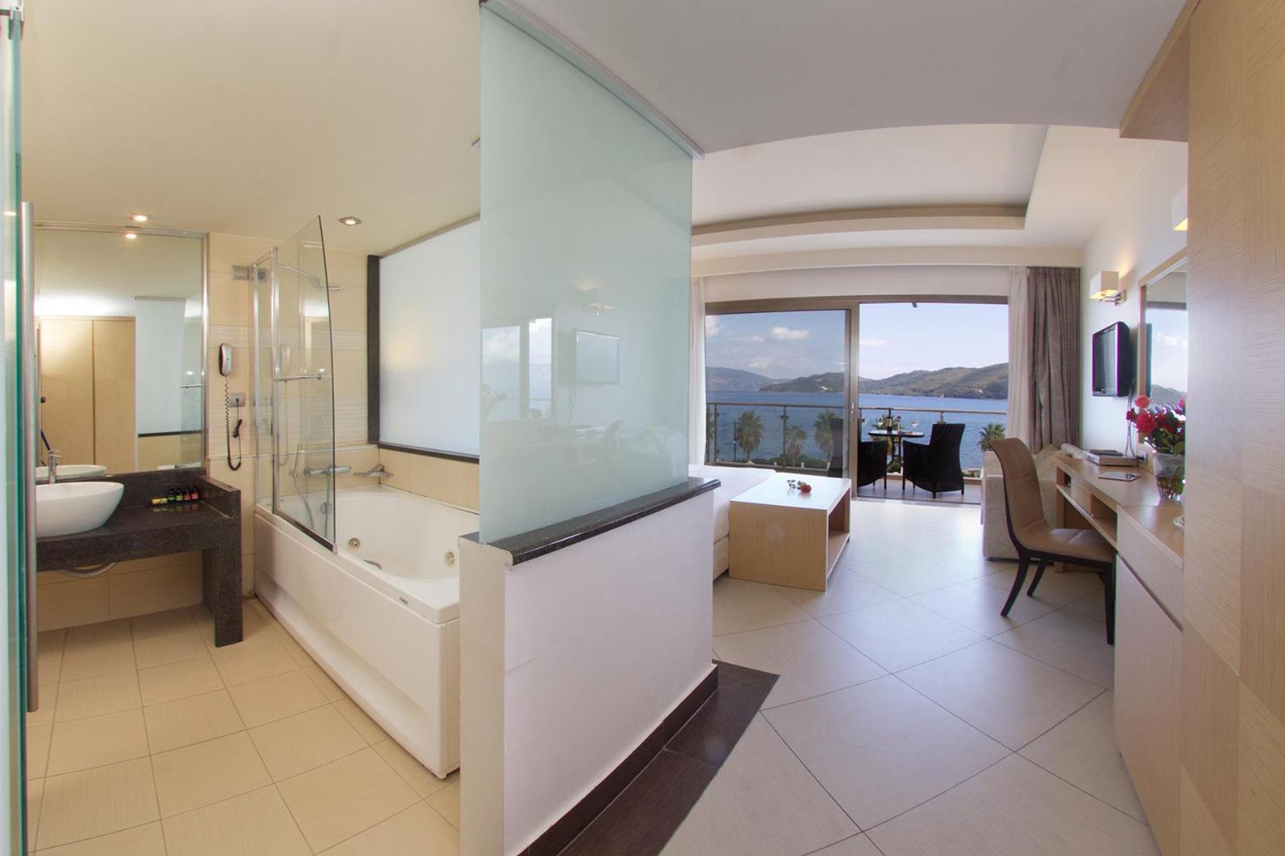 Hotel Ionian Emerald Karavomylos