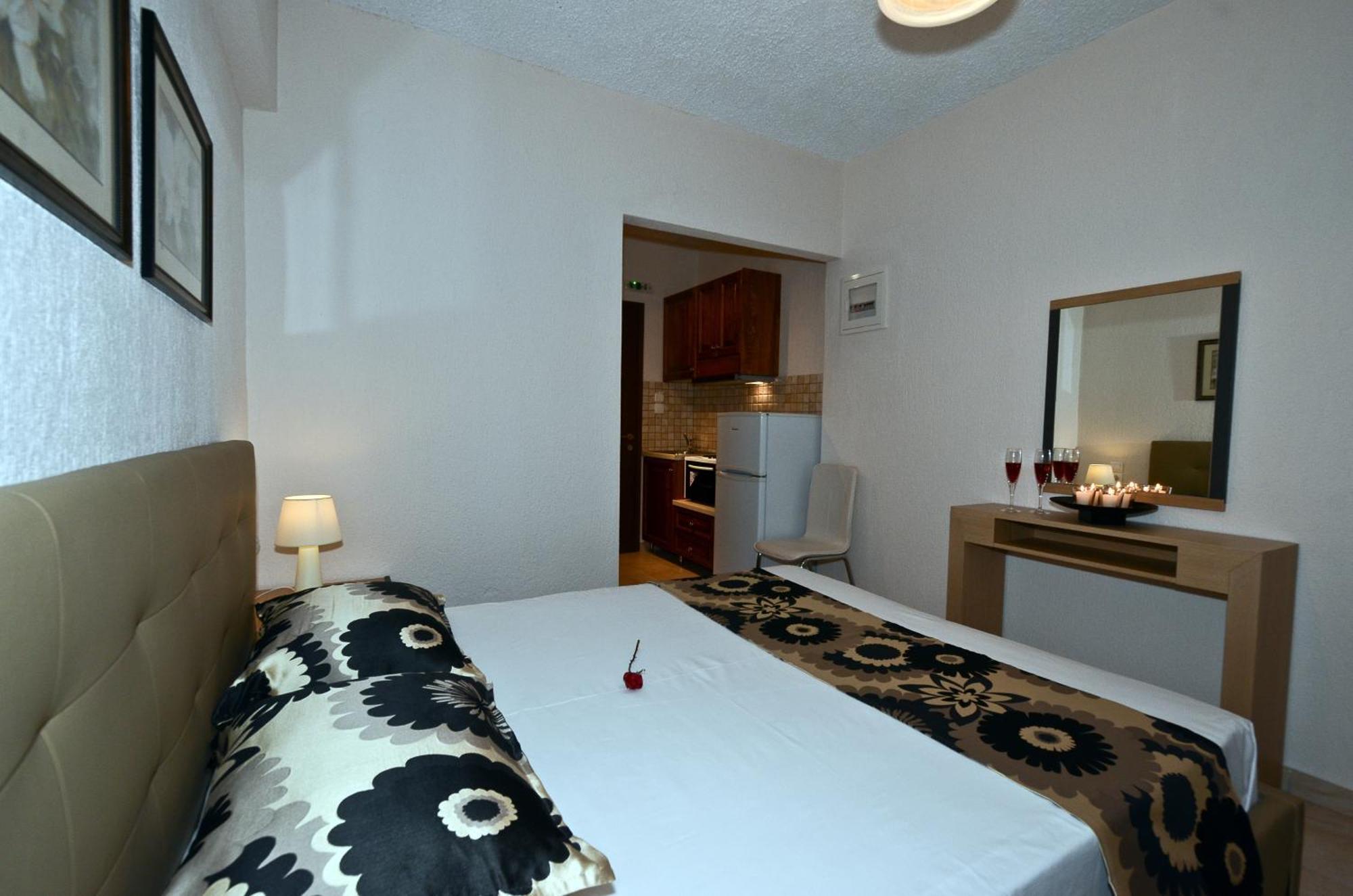 Oasis Deluxe Apartment *