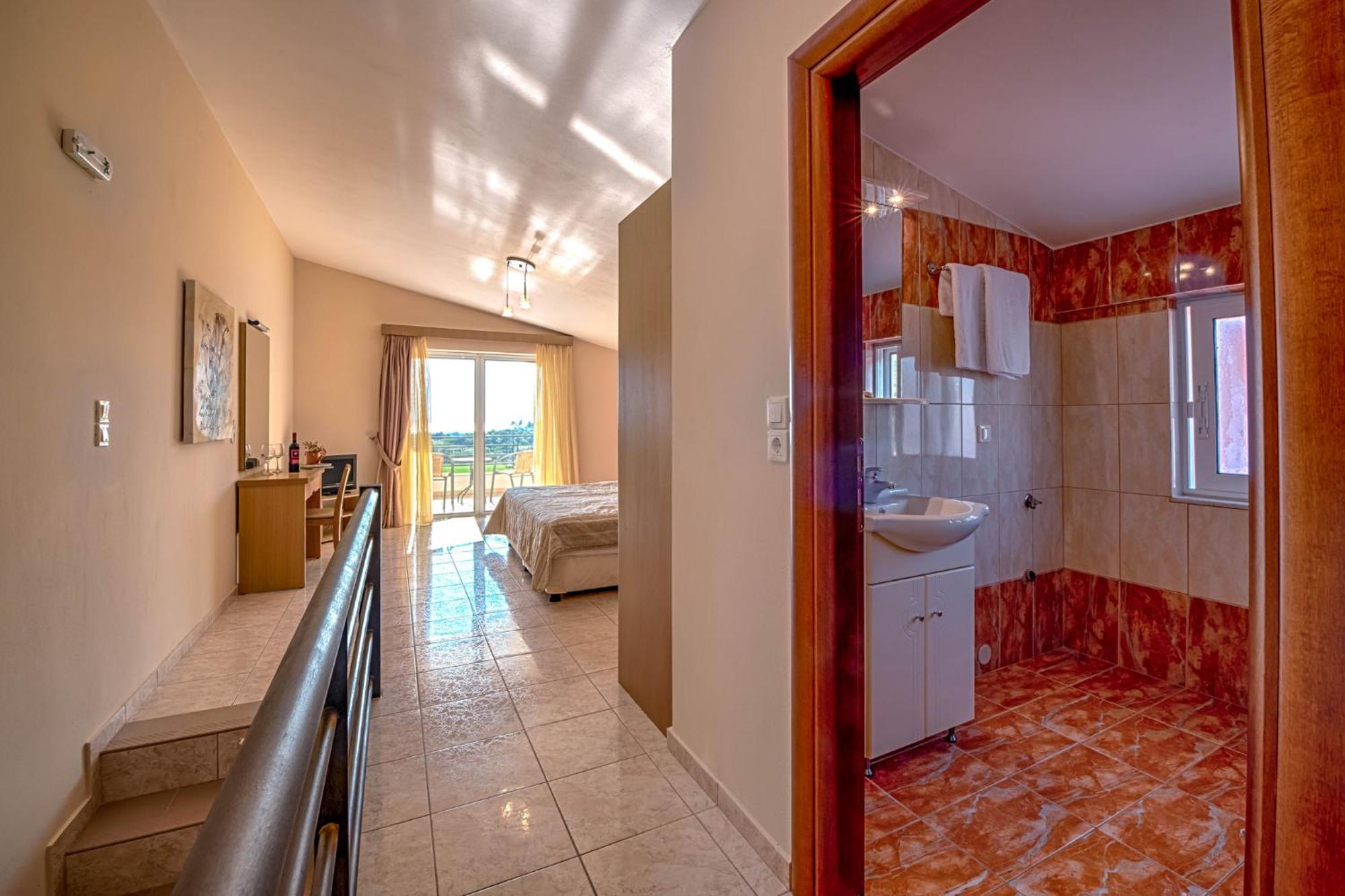 Aparthotel Anilio Plaza Zacharo