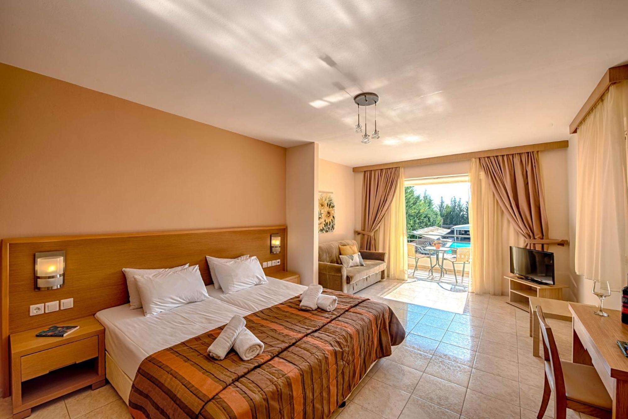 Anilio Plaza 4* Zacharo