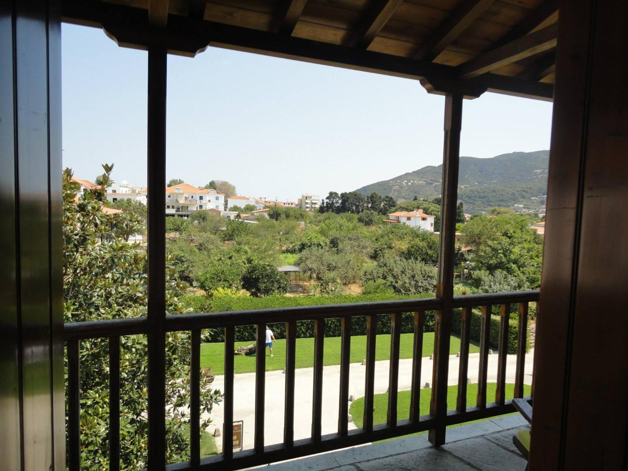 Melrose Skopelos Town