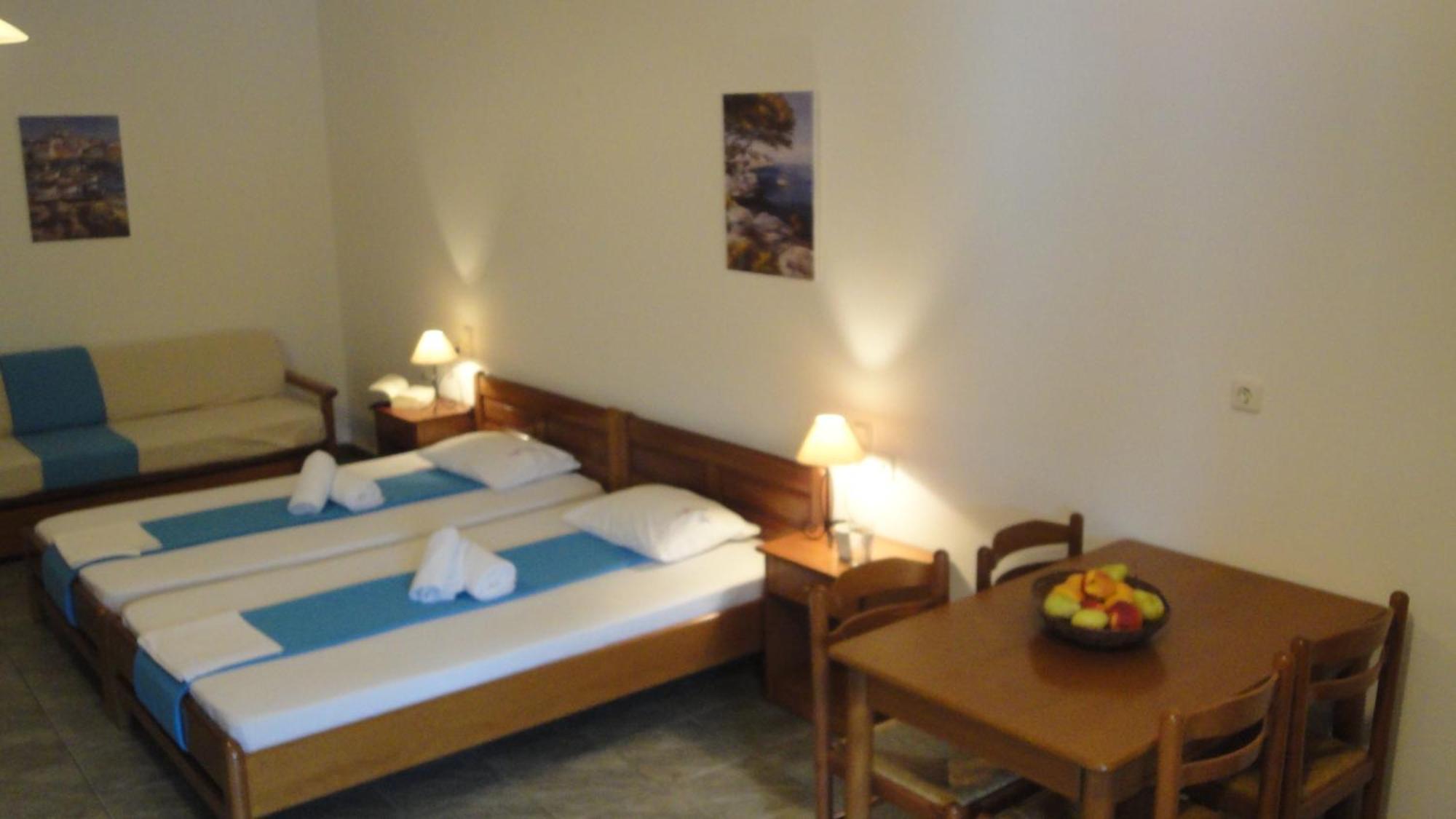 Melrose Skopelos Town