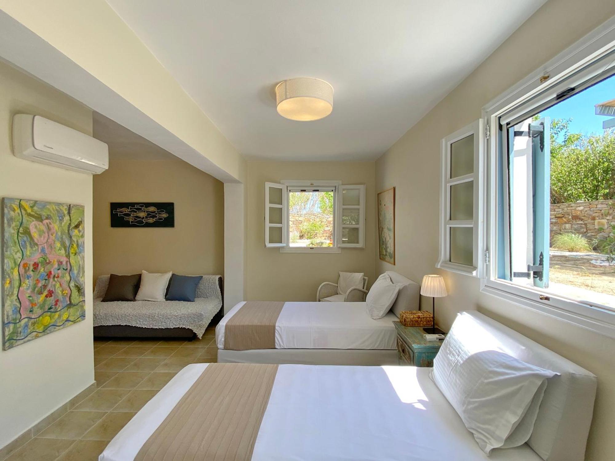 Seaside Naxos • *