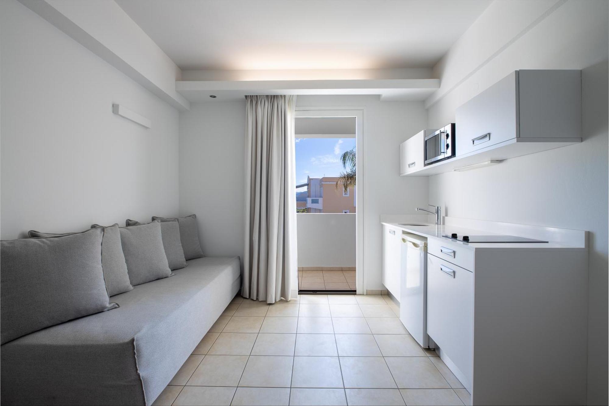 Akrogiali Beach Aparthotel Malia (Crete)