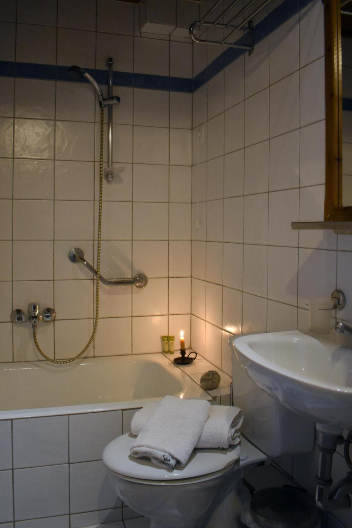 Pyrgoi Theodorakaki: O Hotel