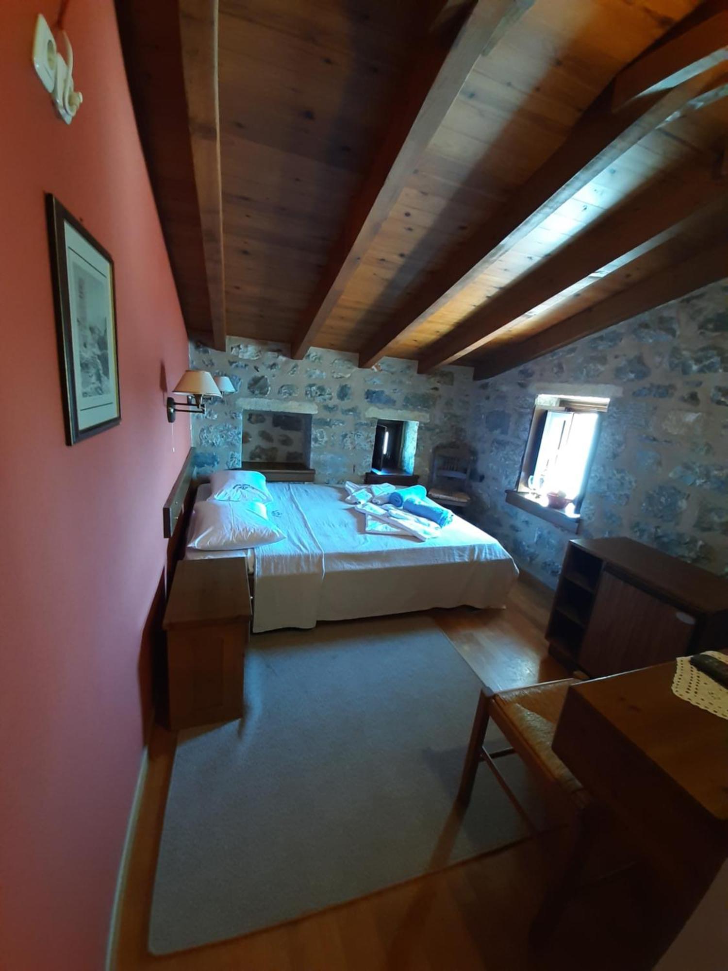 Hotel Pyrgoi Theodorakaki: O Gerolimenas
