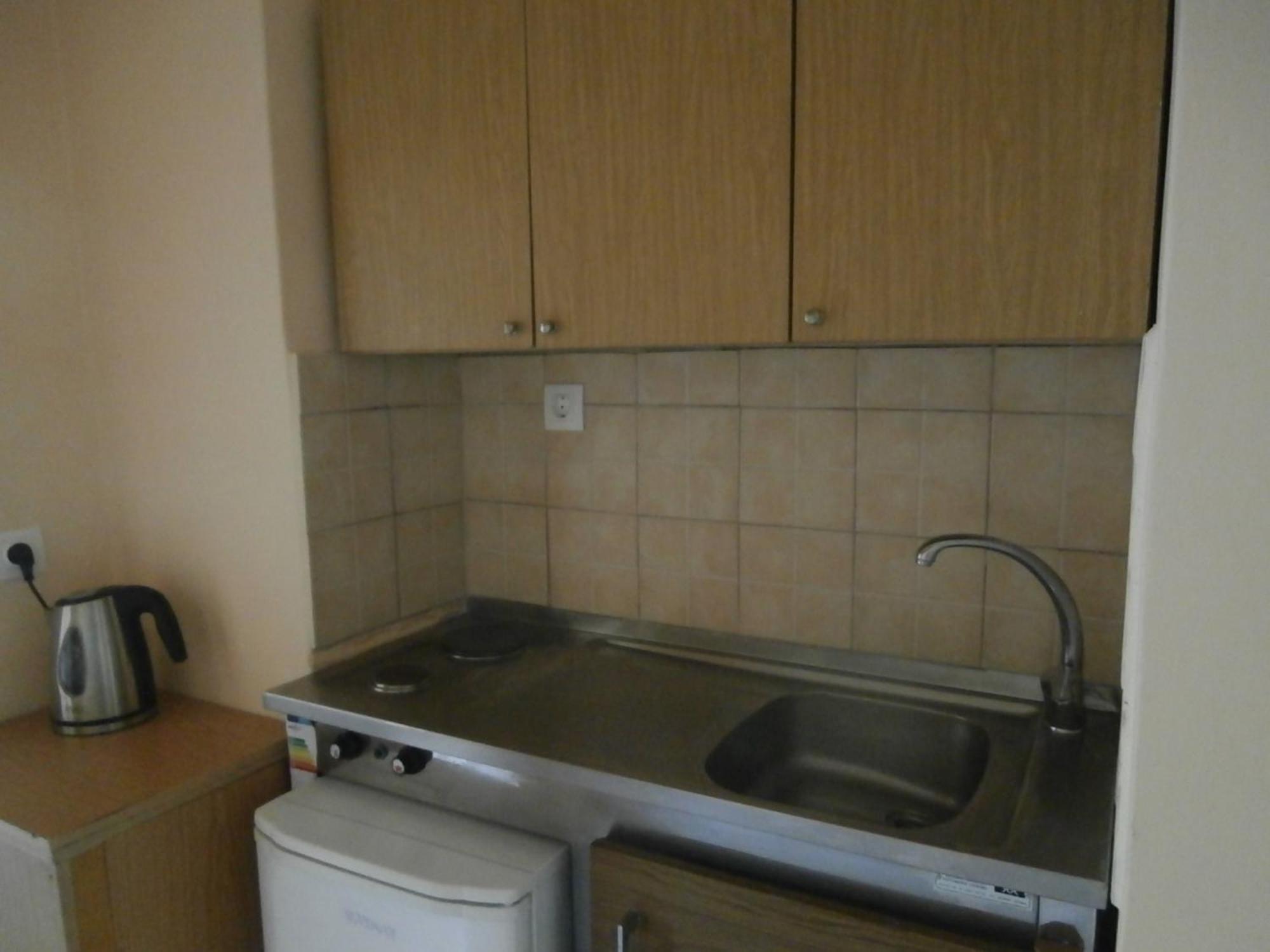 Aparthotel River & 3*