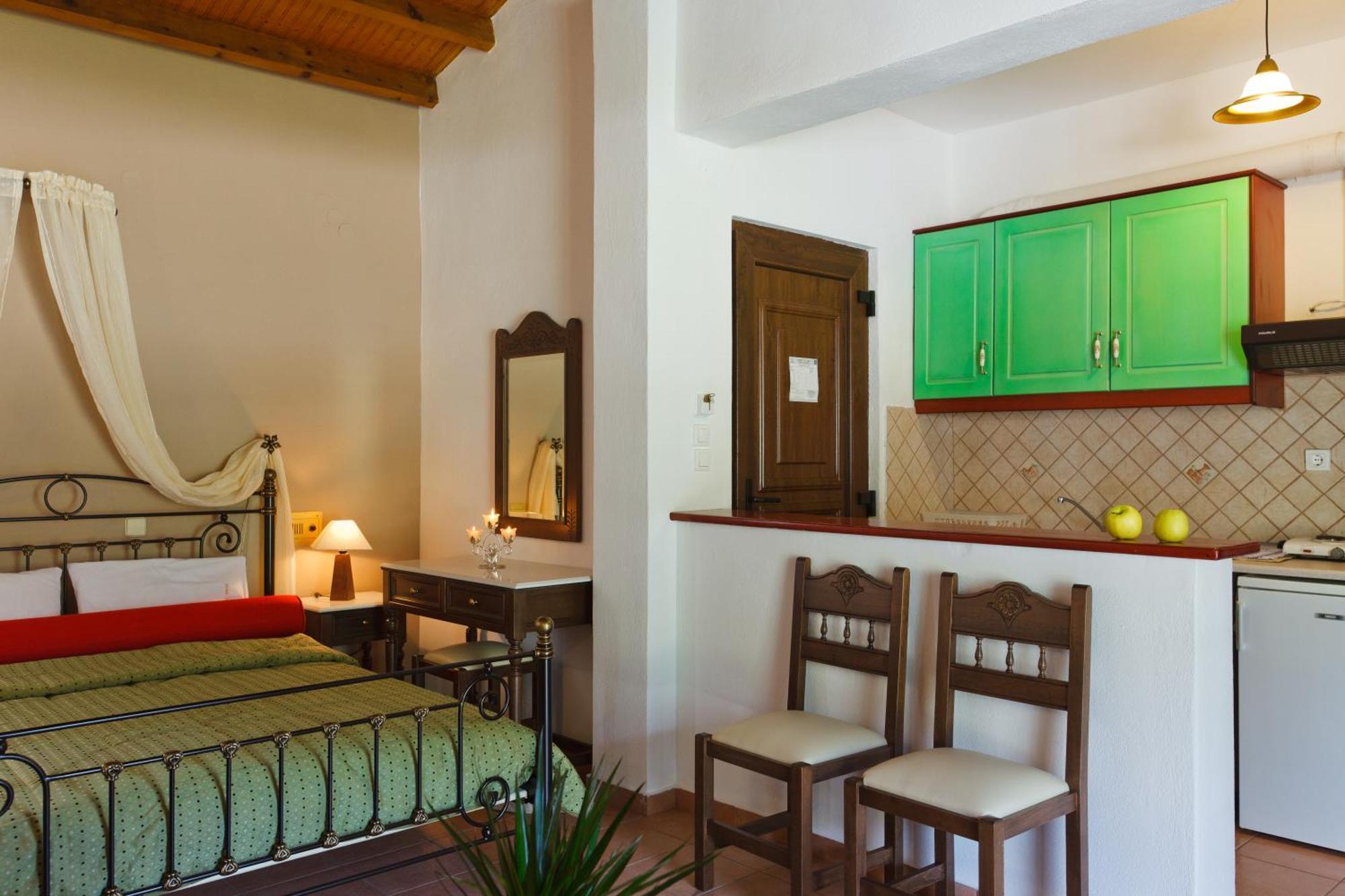 Hovolo Aparthotel