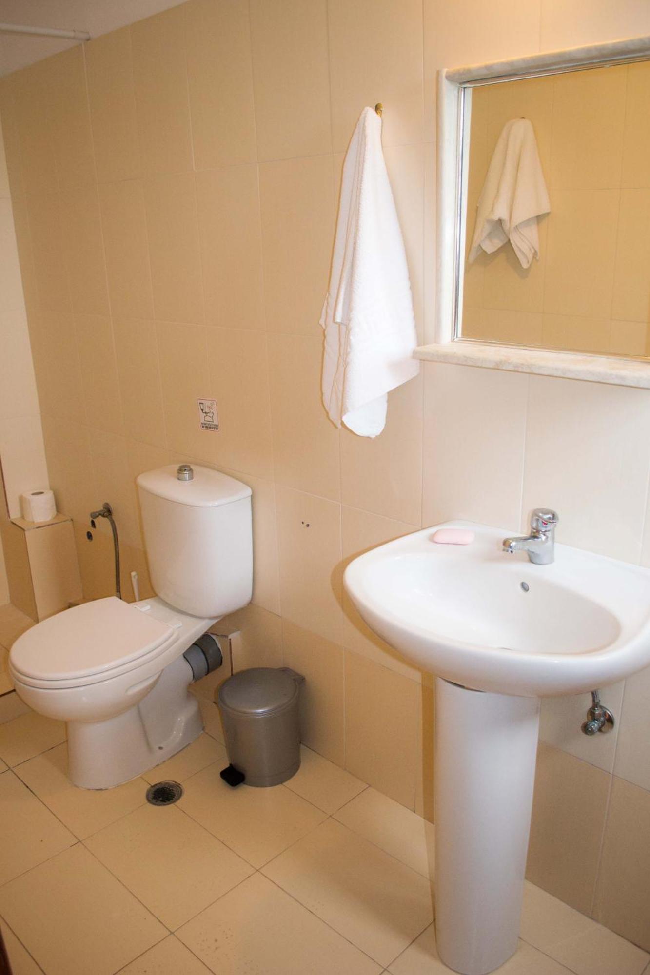 Nina Aparthotel 3*