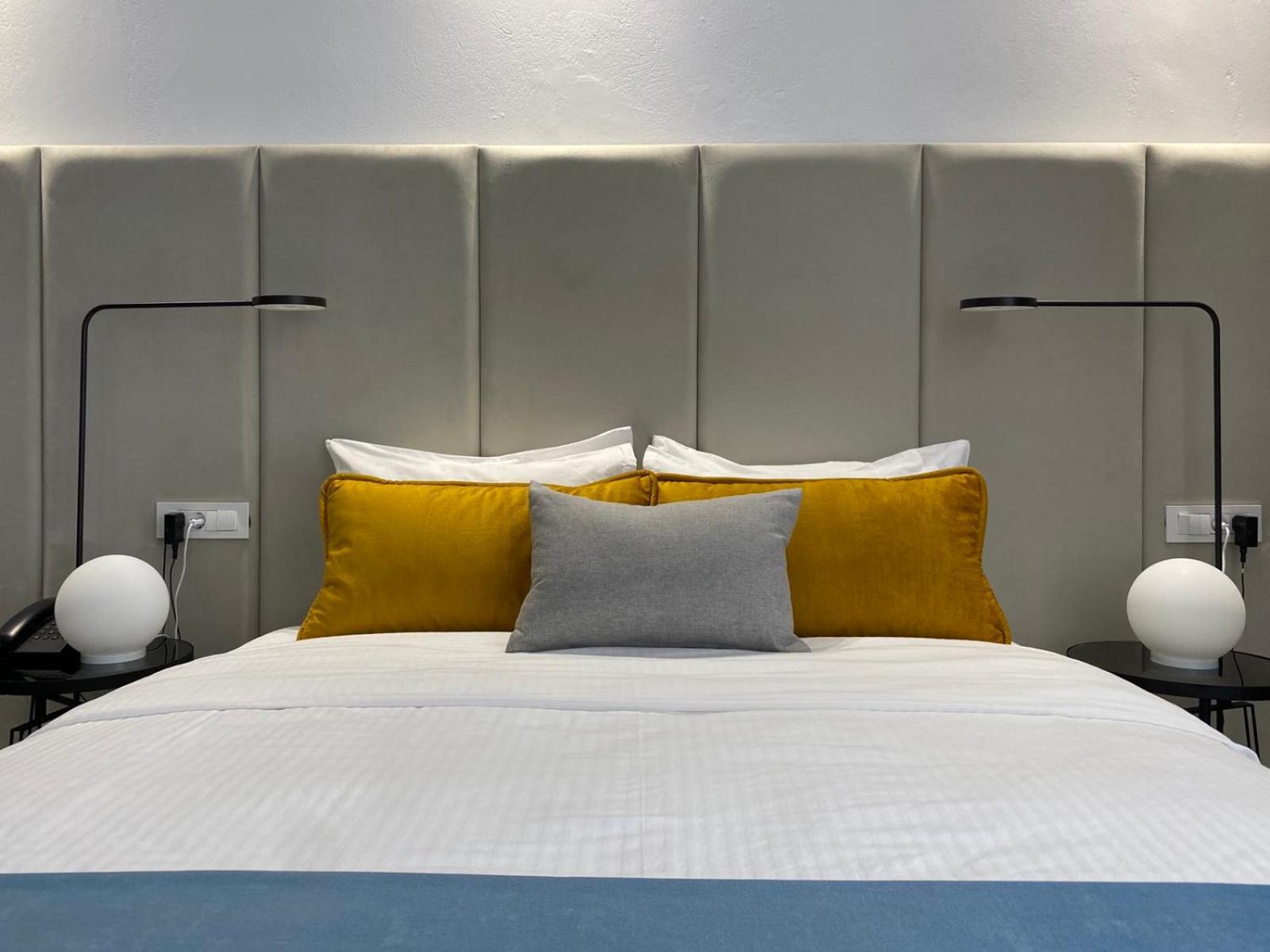 Soula 3* Fira (Santorini)