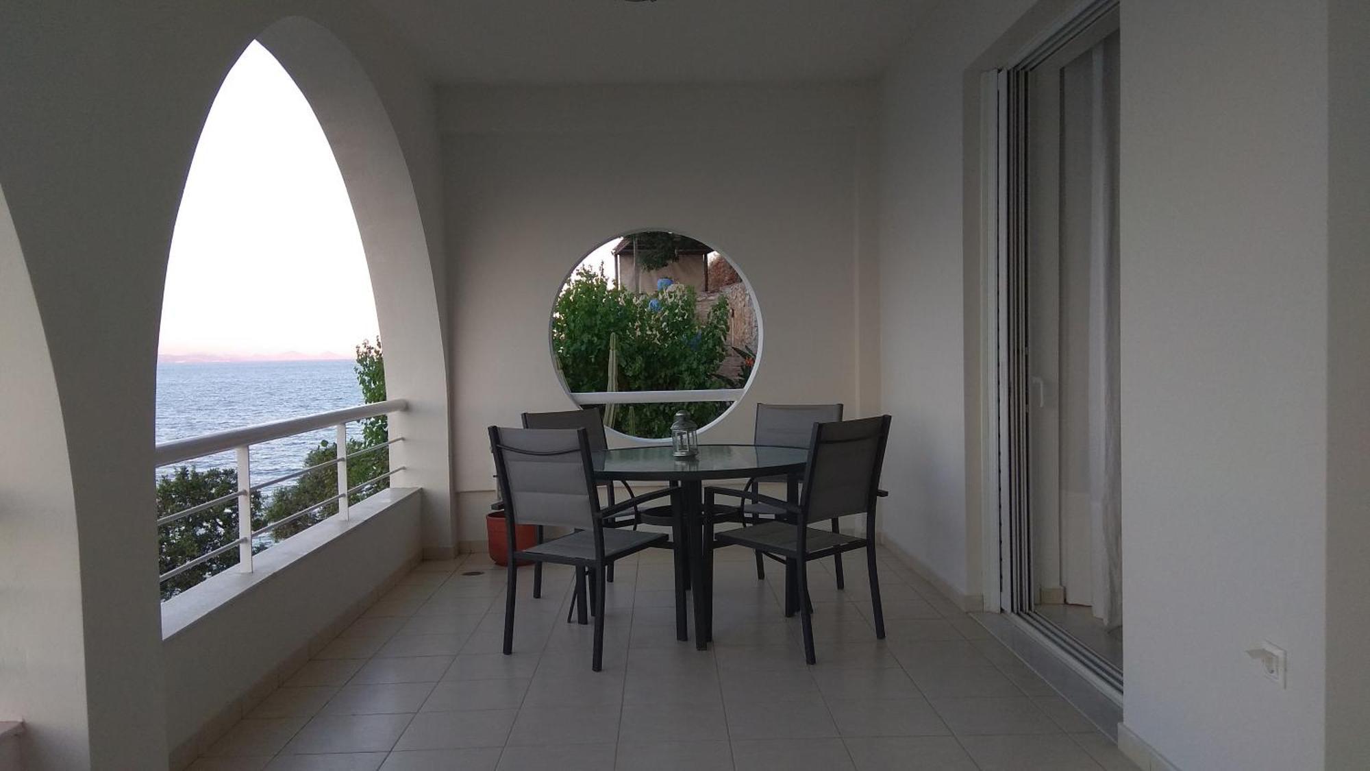 Linamare Eolos Apartment Kiveri
