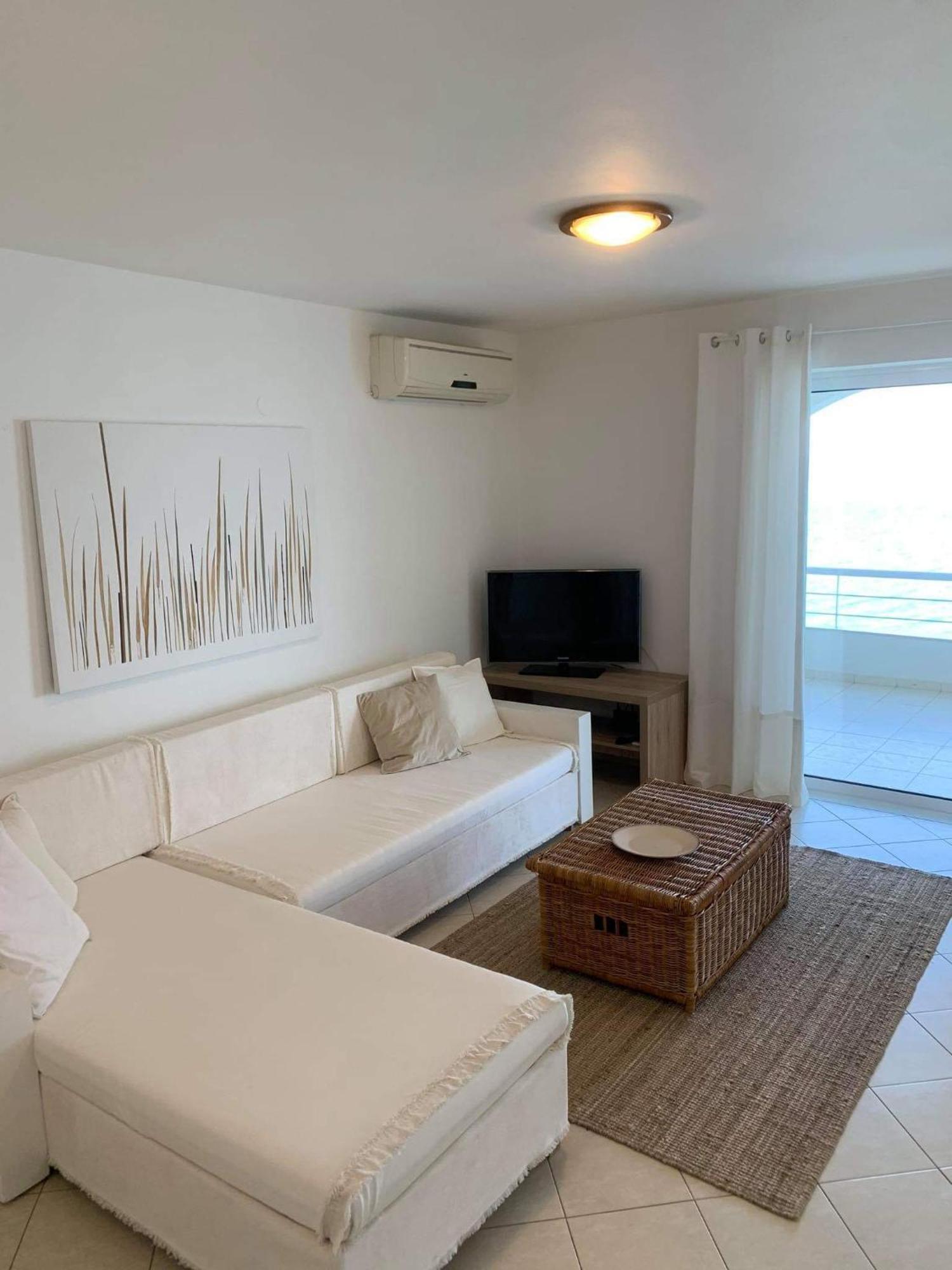 Linamare Eolos Apartment