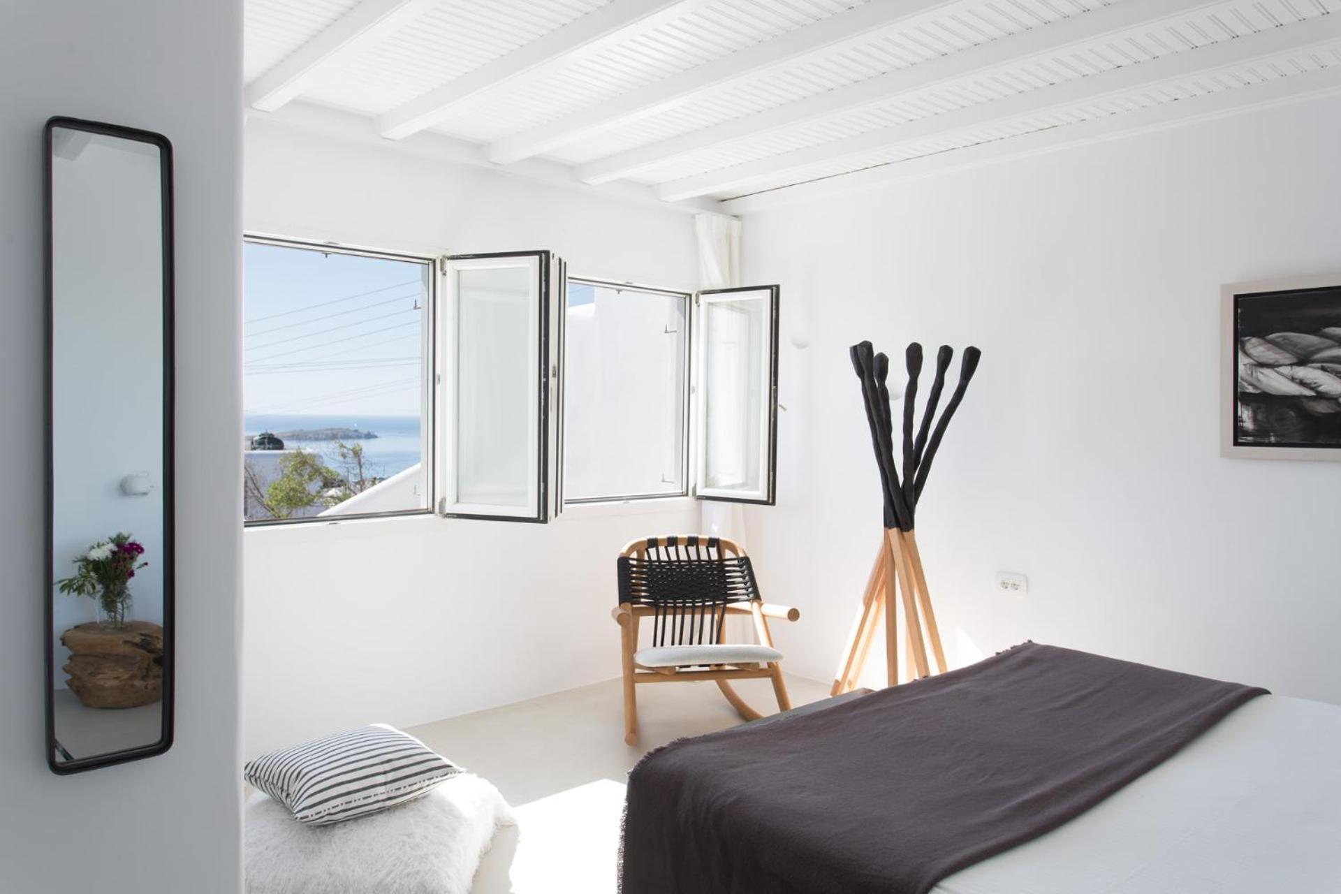 Ostraco Hotel
