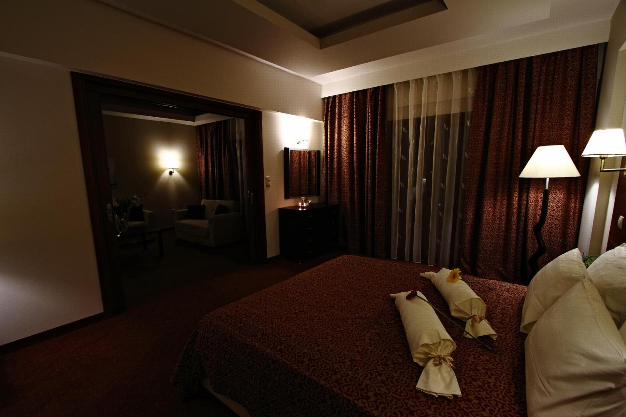 Hotel Siris