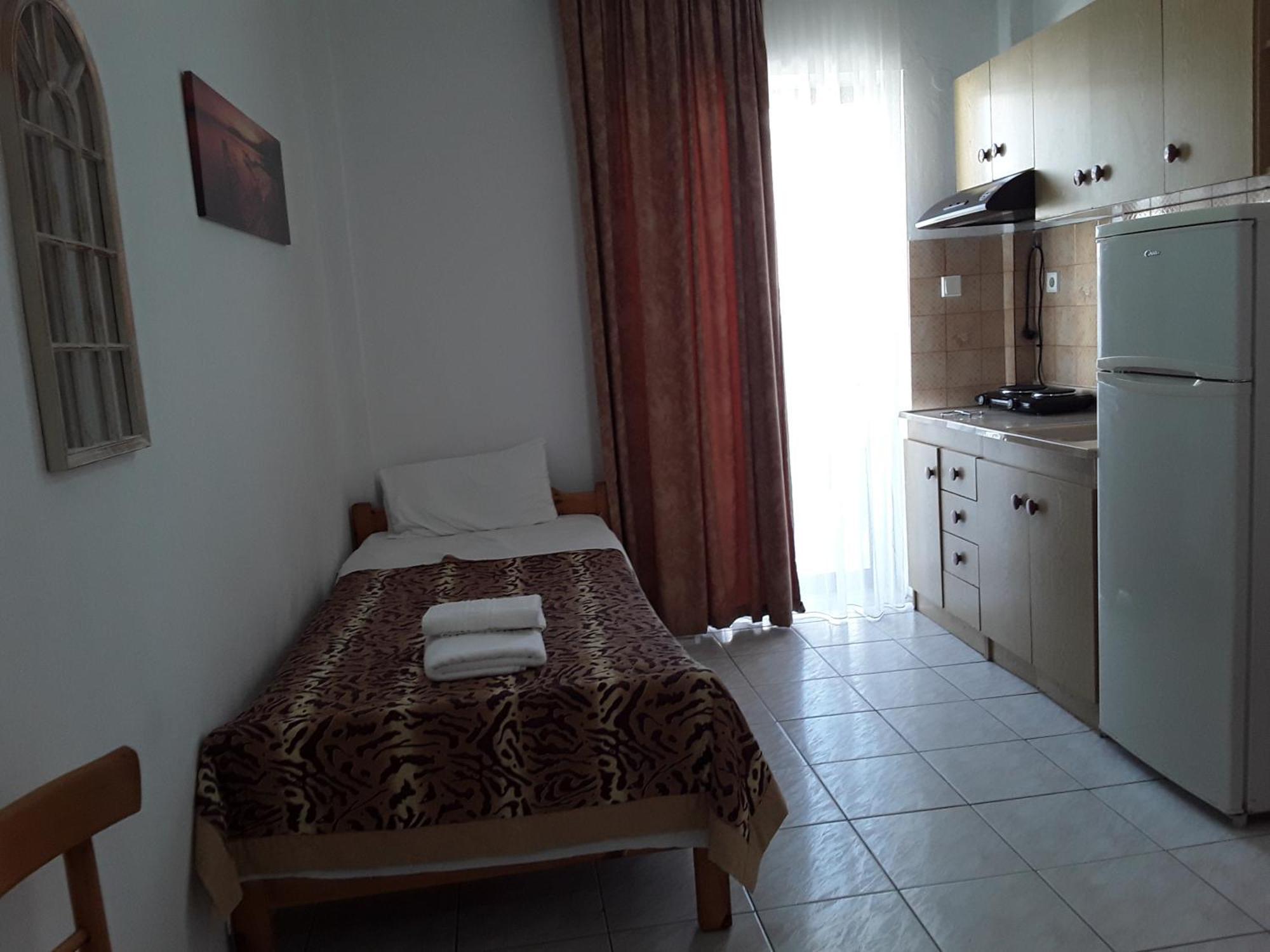 Hause Zorbas Aparthotel