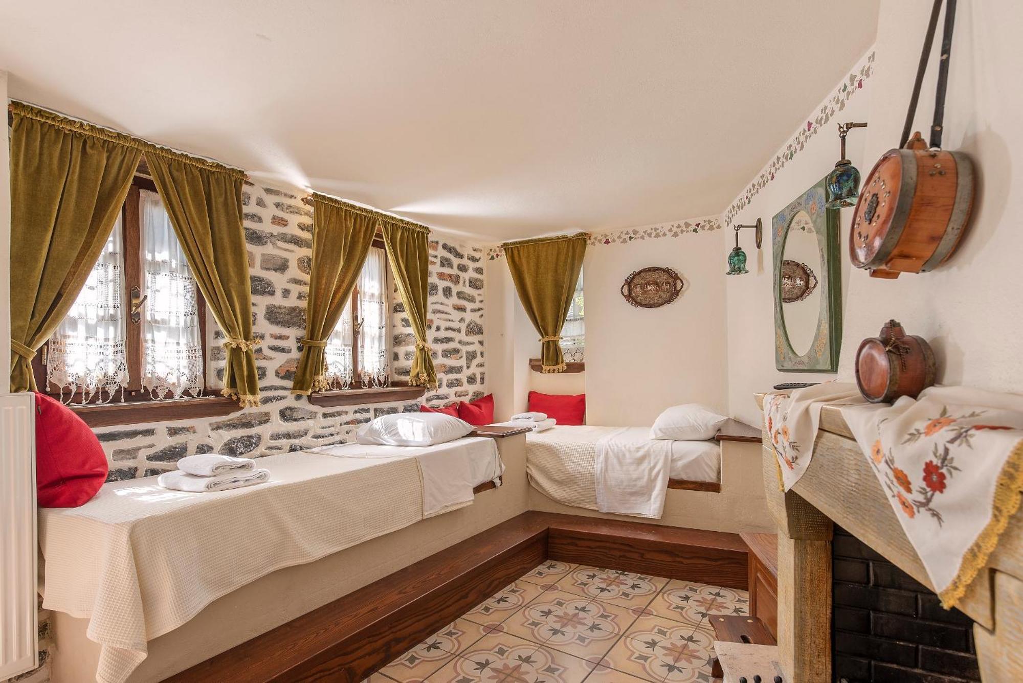 Archontiko Melanthi 3*