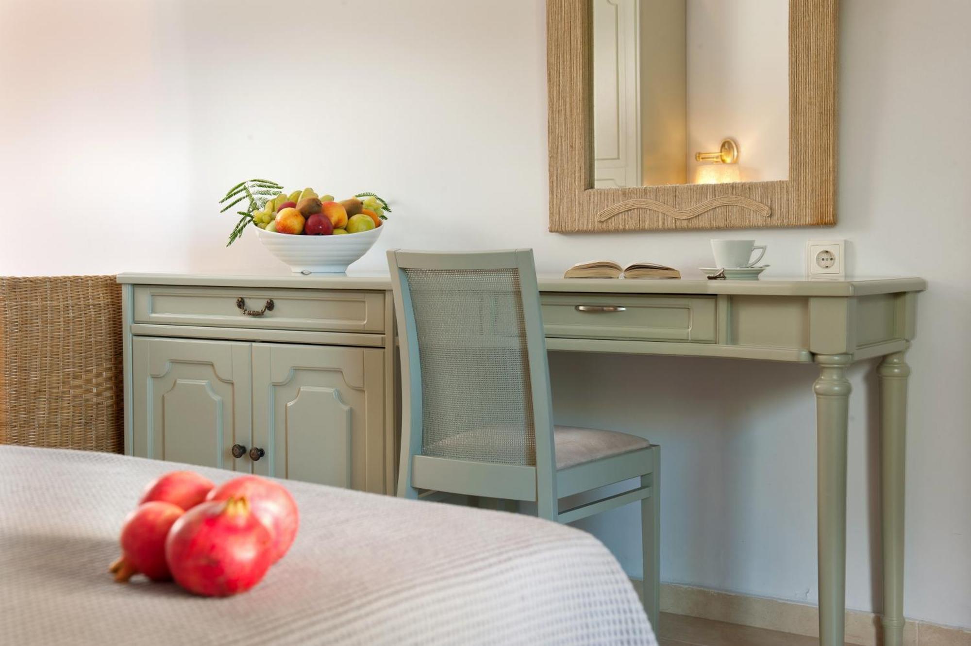 Resort Holidays & Possidi