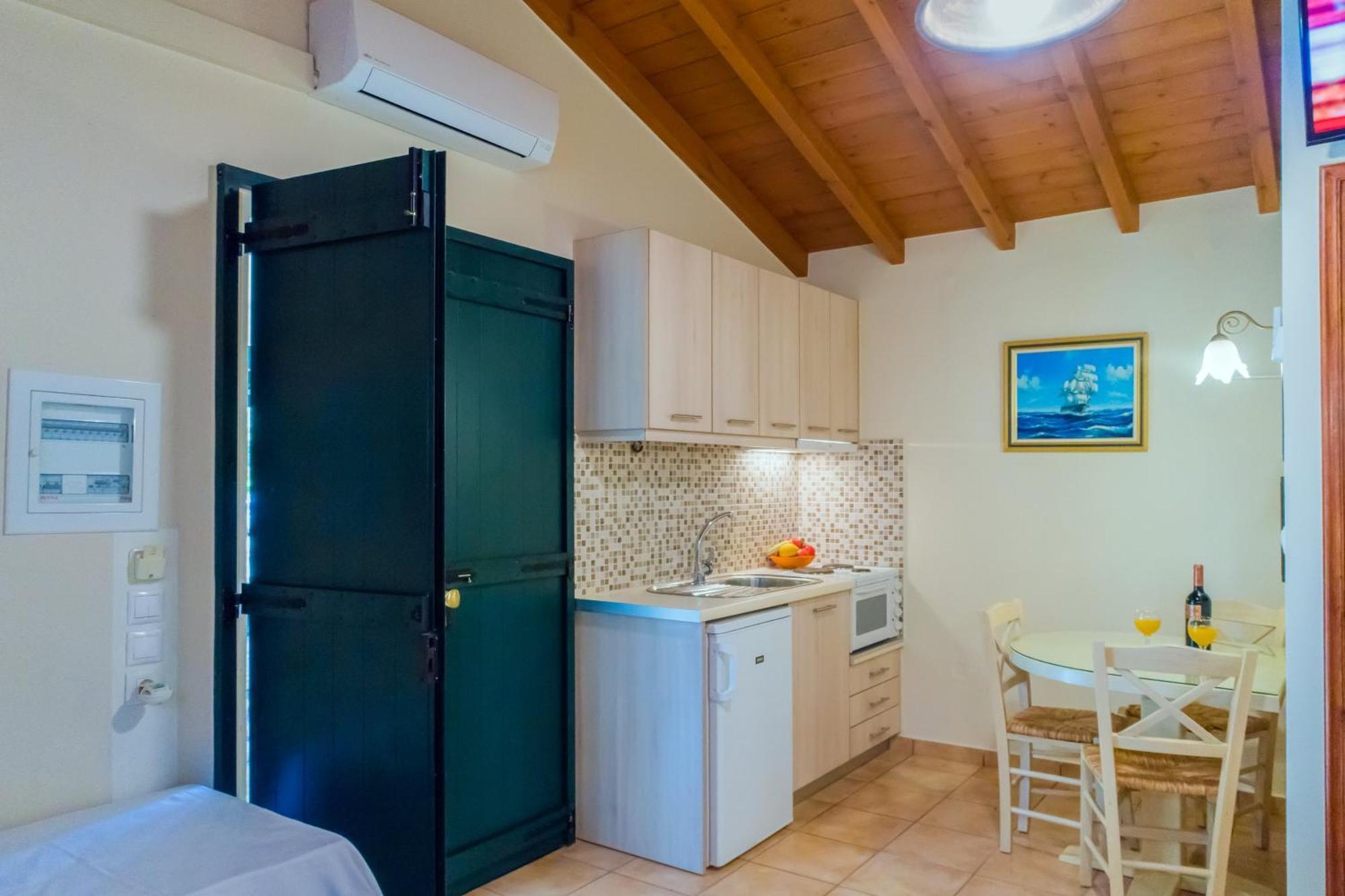 Anthias Garden Apartment