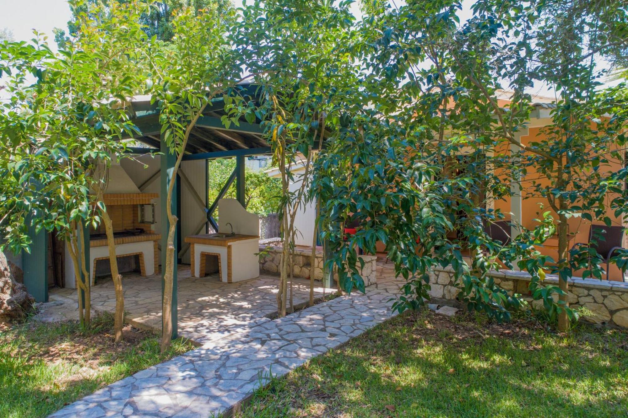 Apartment Anthias Garden Frinion