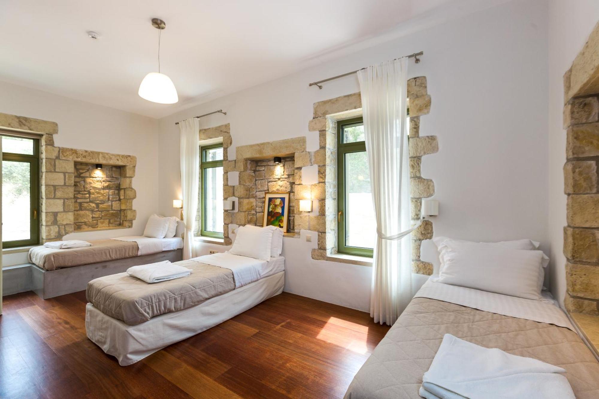 Dalabelos Estate 3*