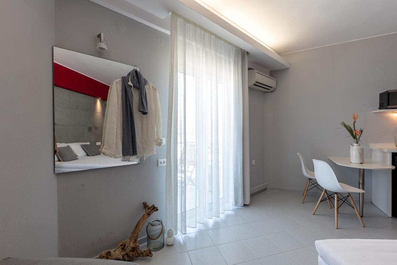 Akrogiali Beach 4*