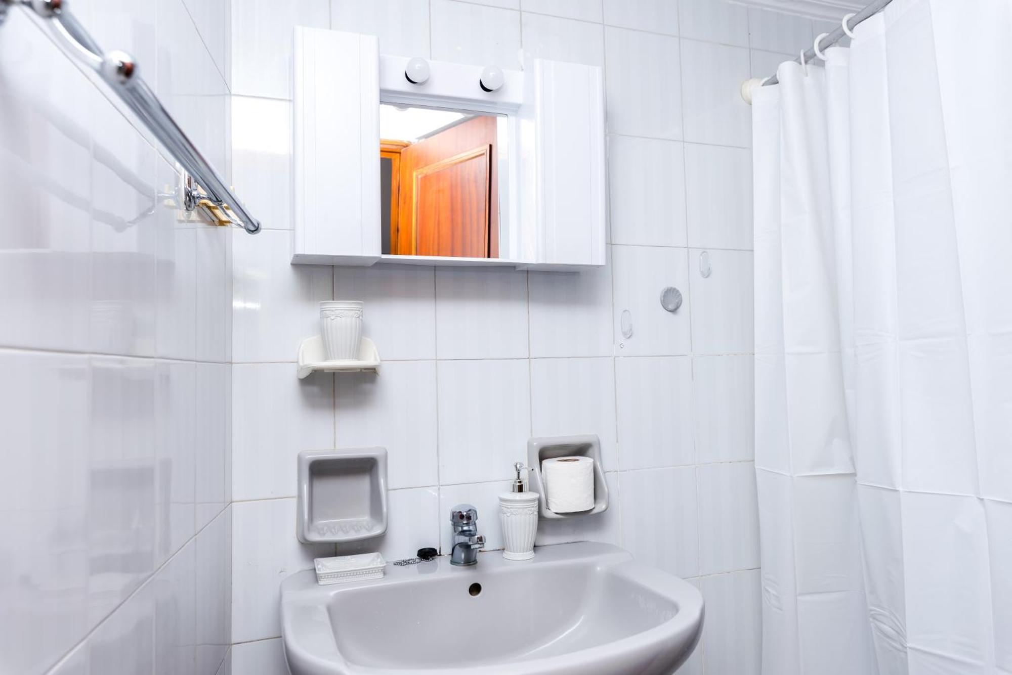 Aparthotel Erato 2*