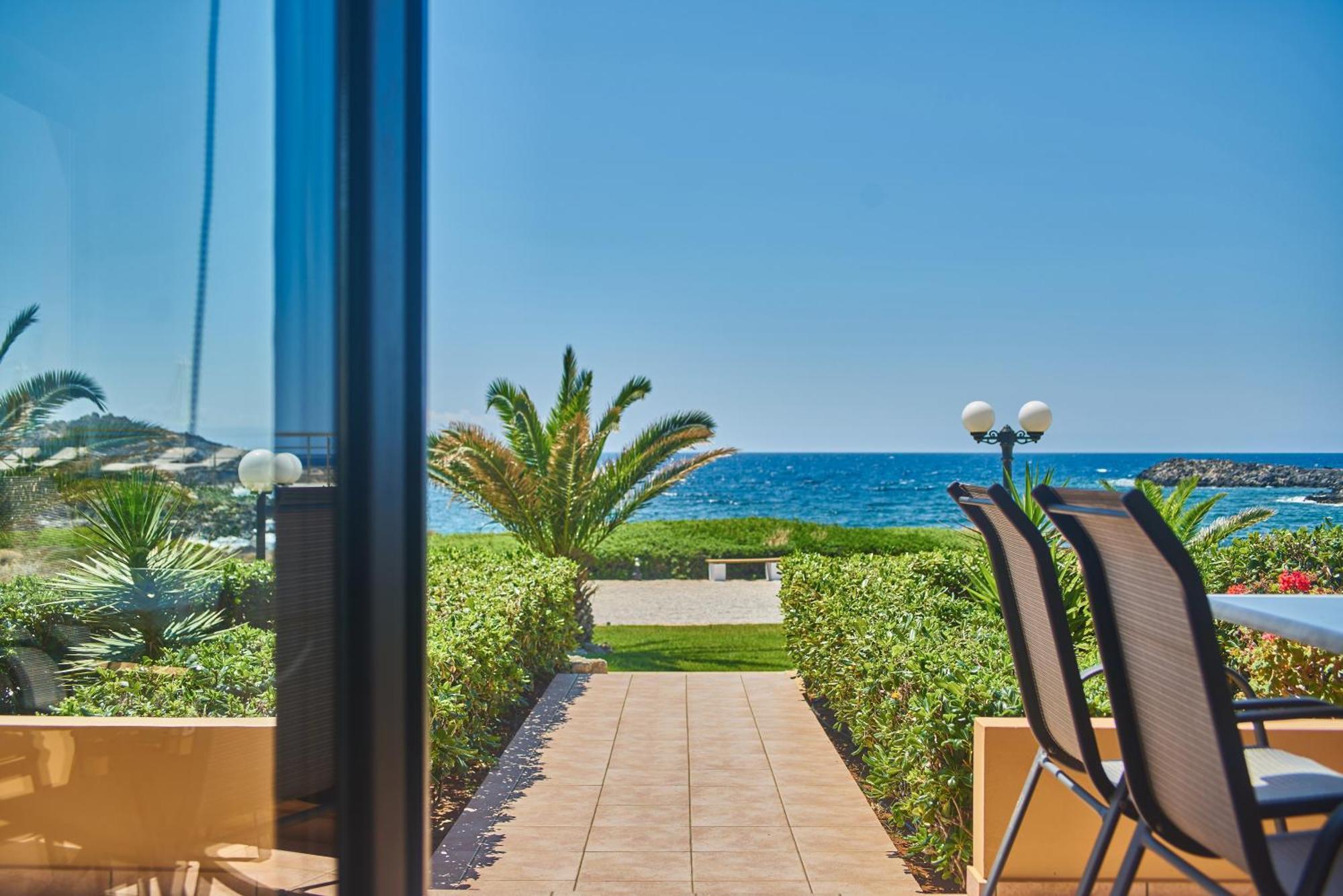 Aparthotel Nanakis