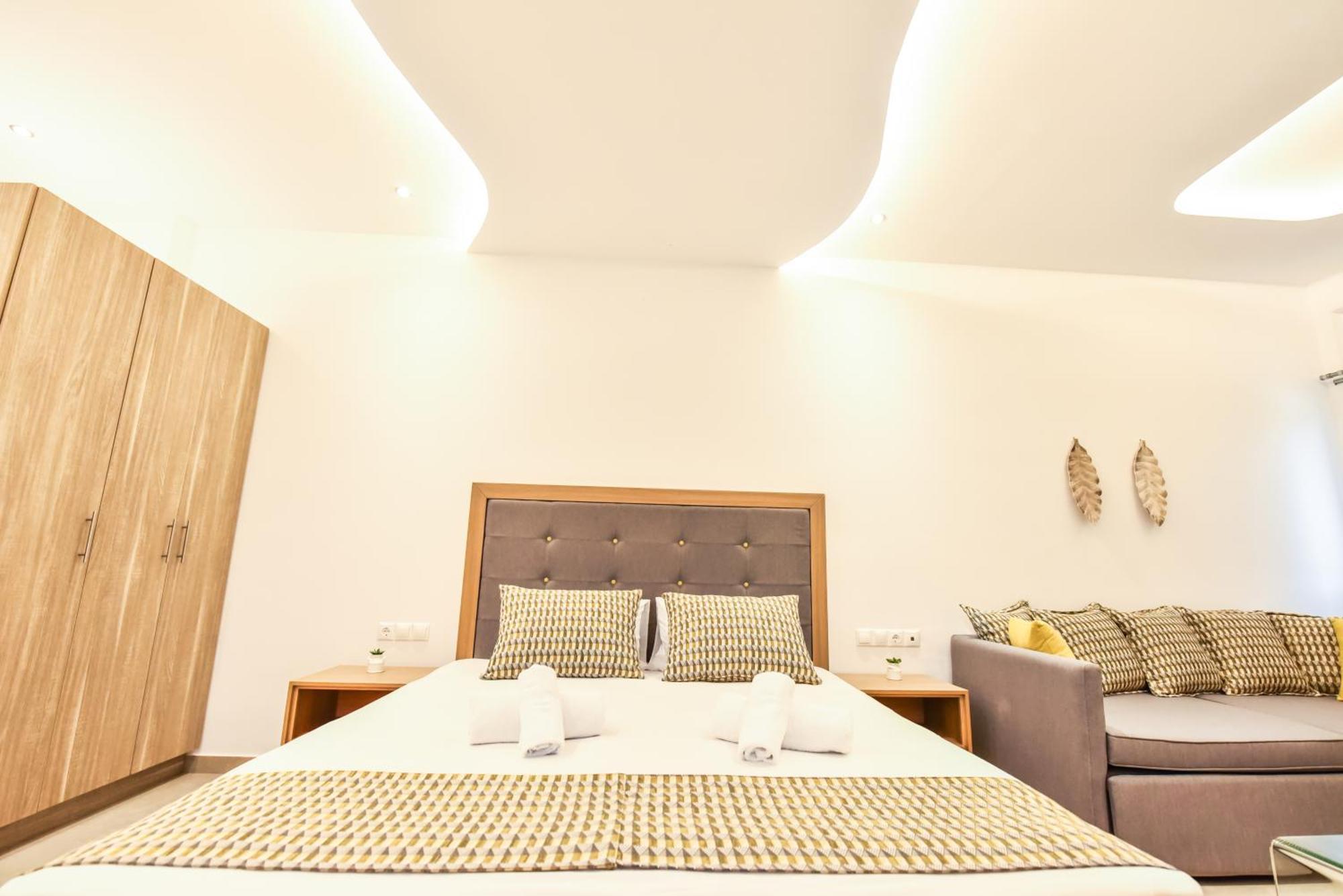 Queen Boutique Mykonos Town