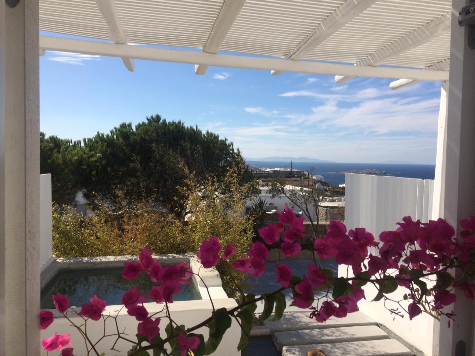 Ostraco Hotel