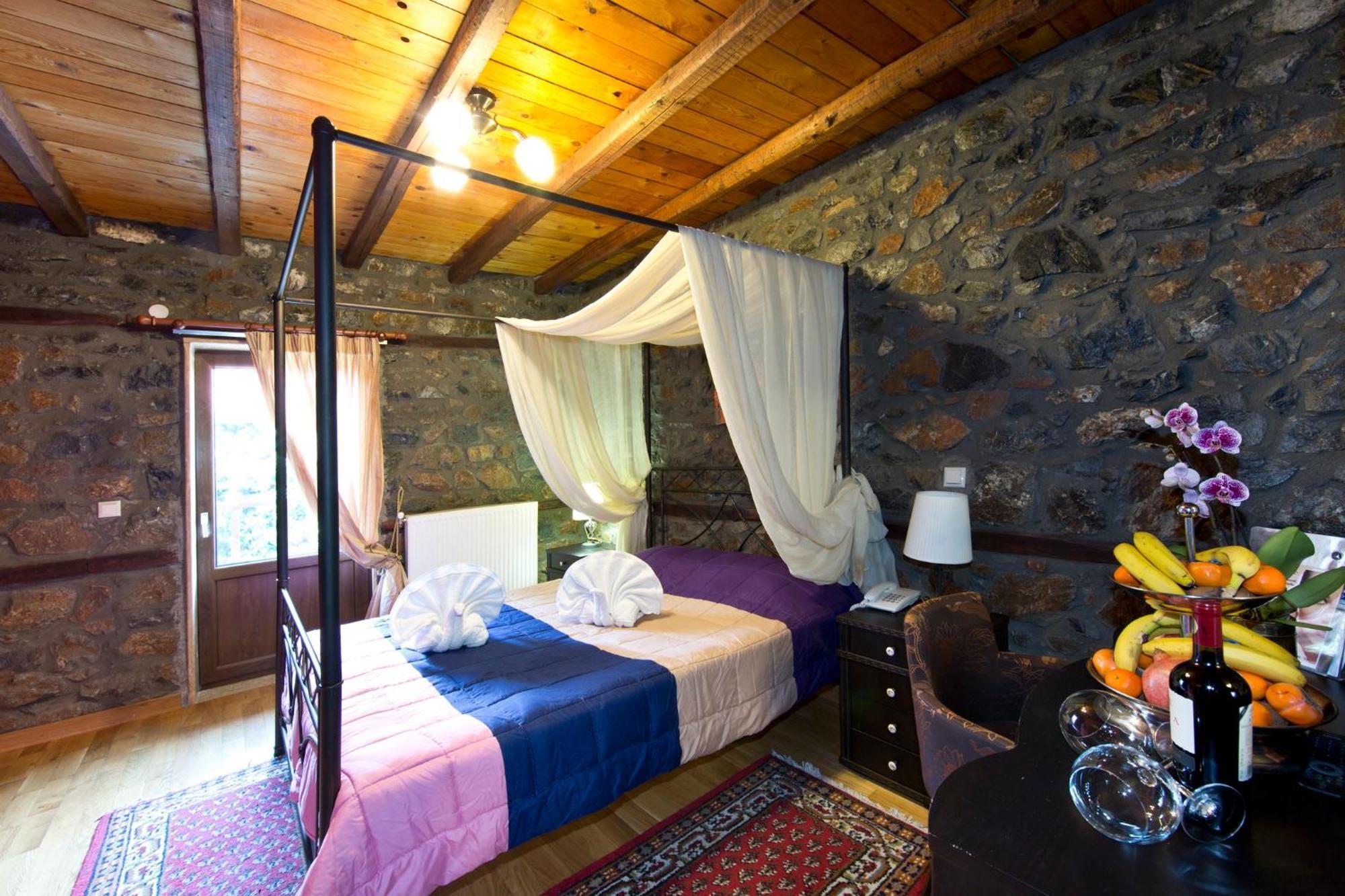 Hotel Lithos